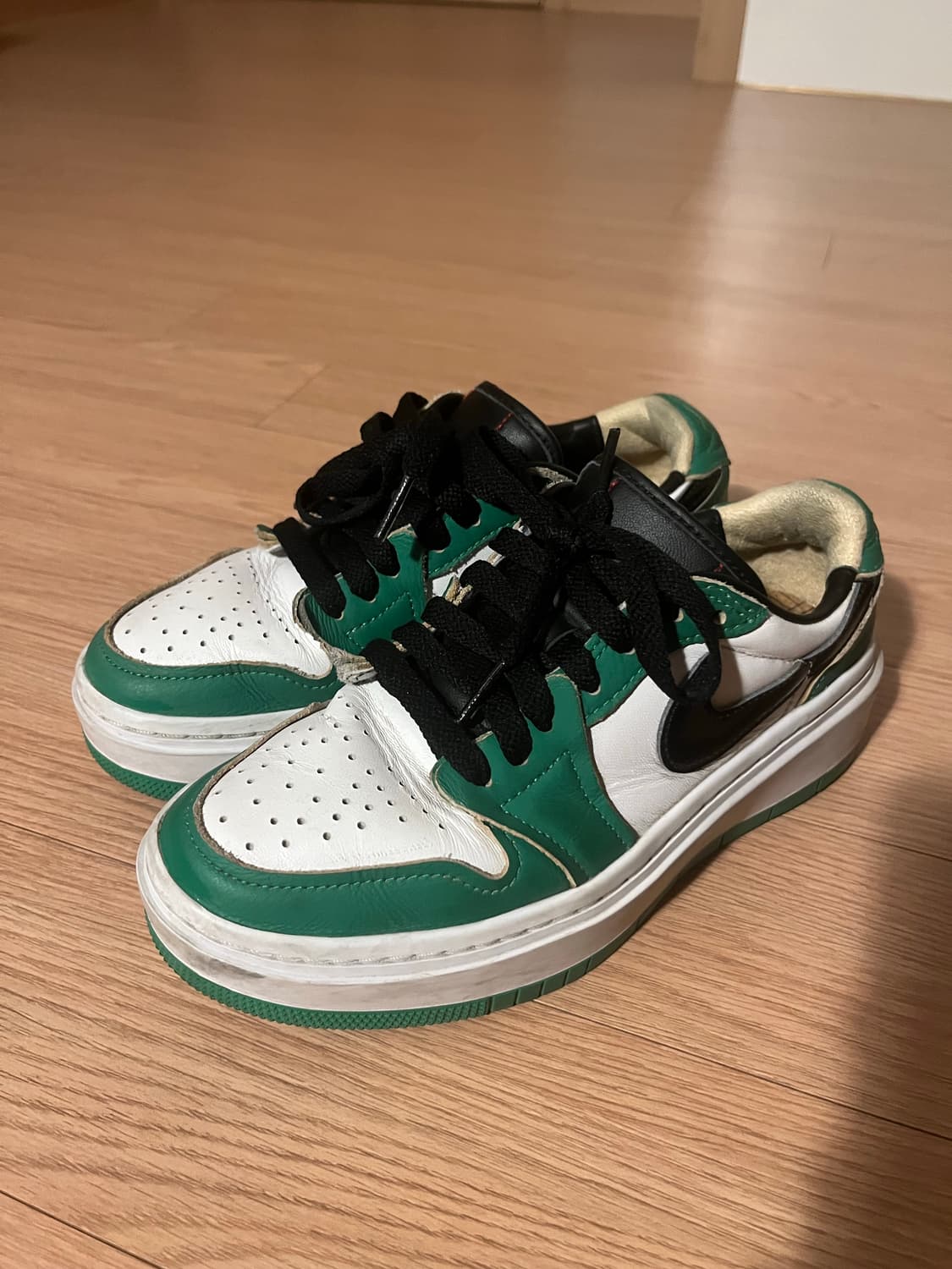 조던 1 엘리베이트 로우 SE 럭키 그린 상품이미지2