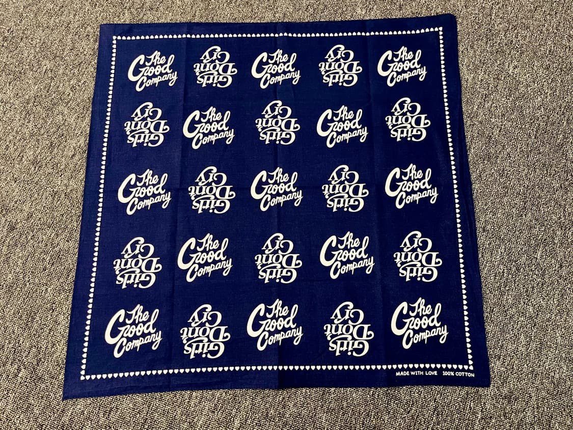 베르디 걸스돈크라이 굿컴퍼니 반다나 네이비 상품이미지2