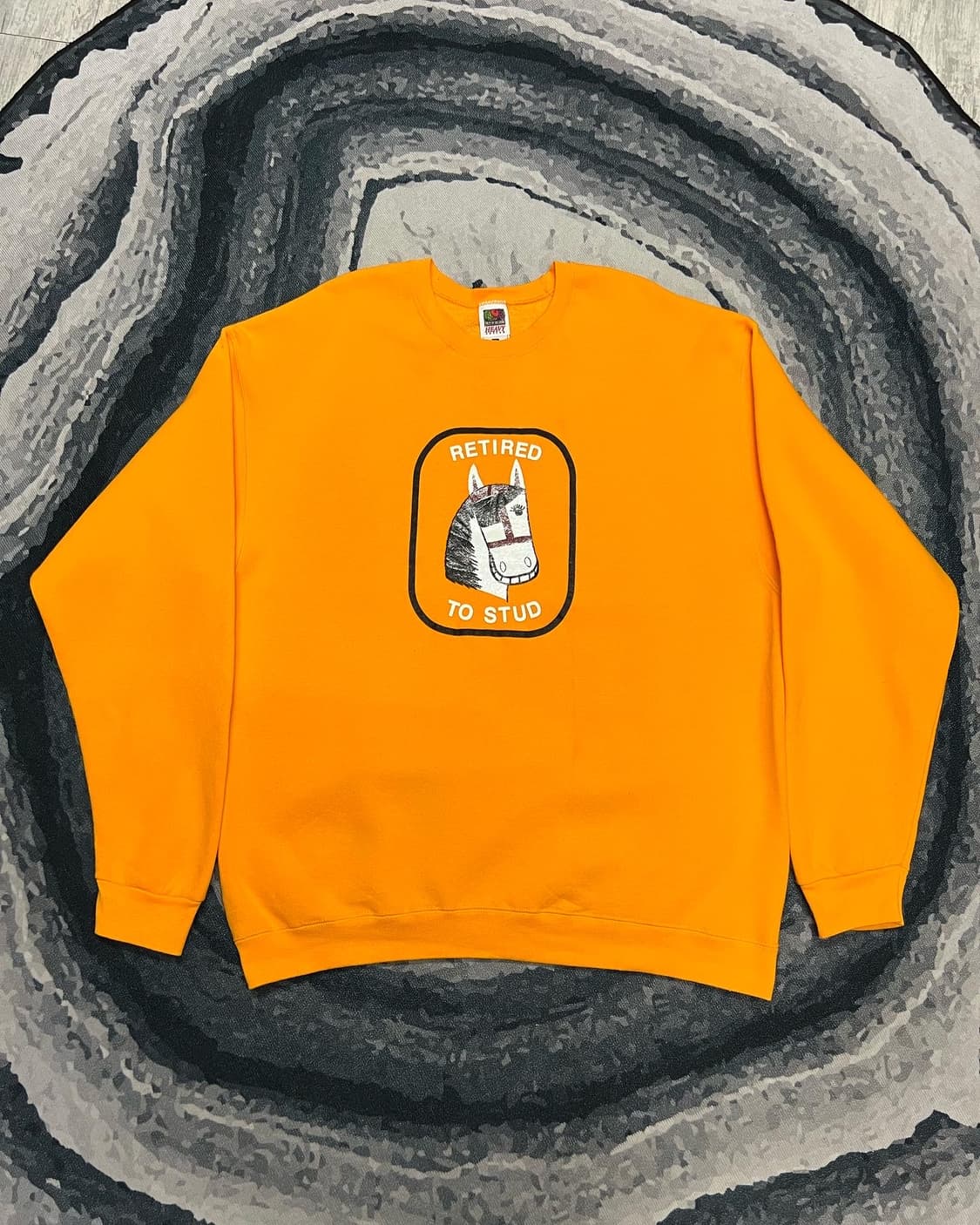 RETIRED TO STUD SWEATSHIRT 상품이미지1