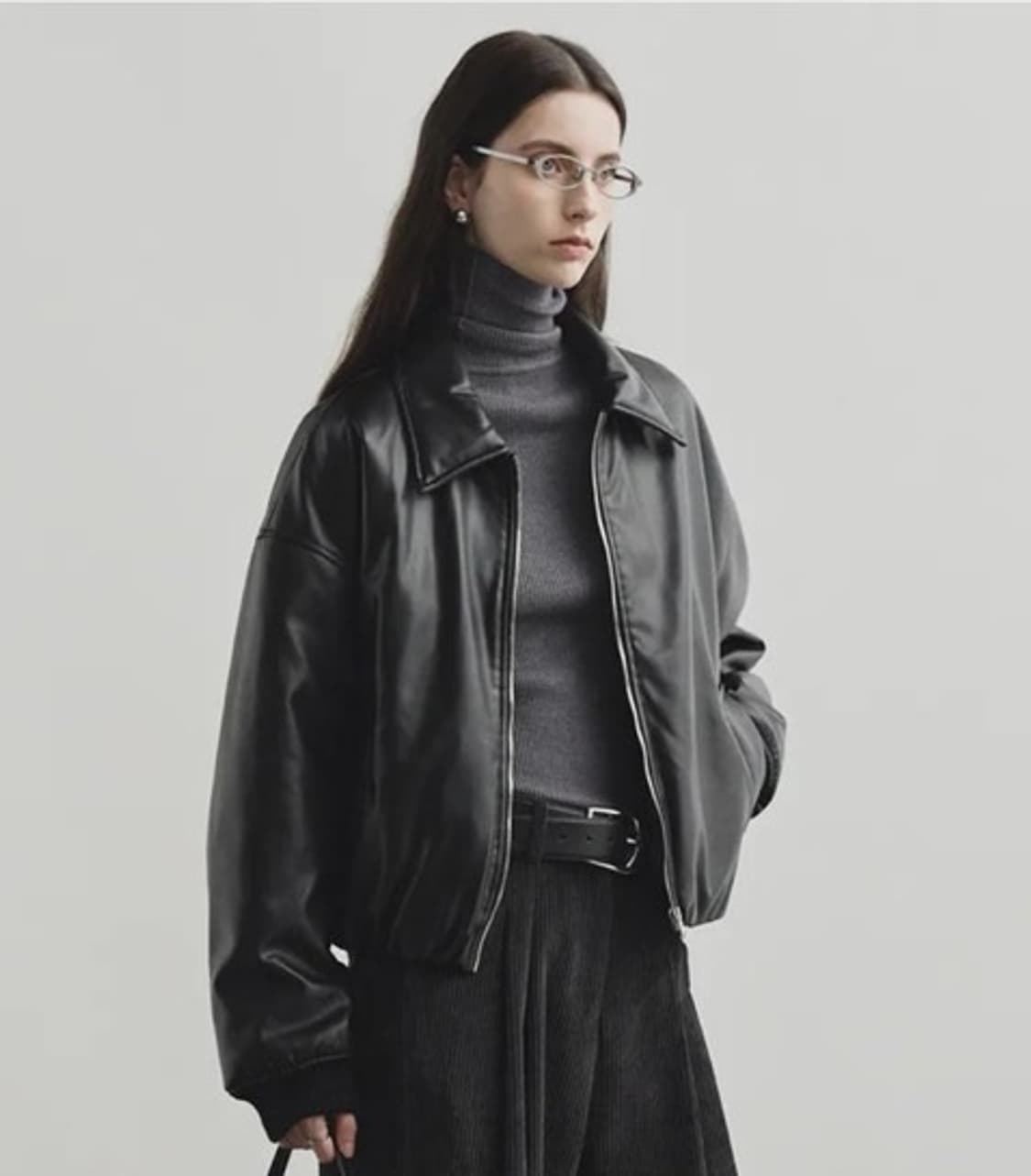 몽돌 소프트 카라 페이크 레더패딩 블랙 구합니다 상품이미지1