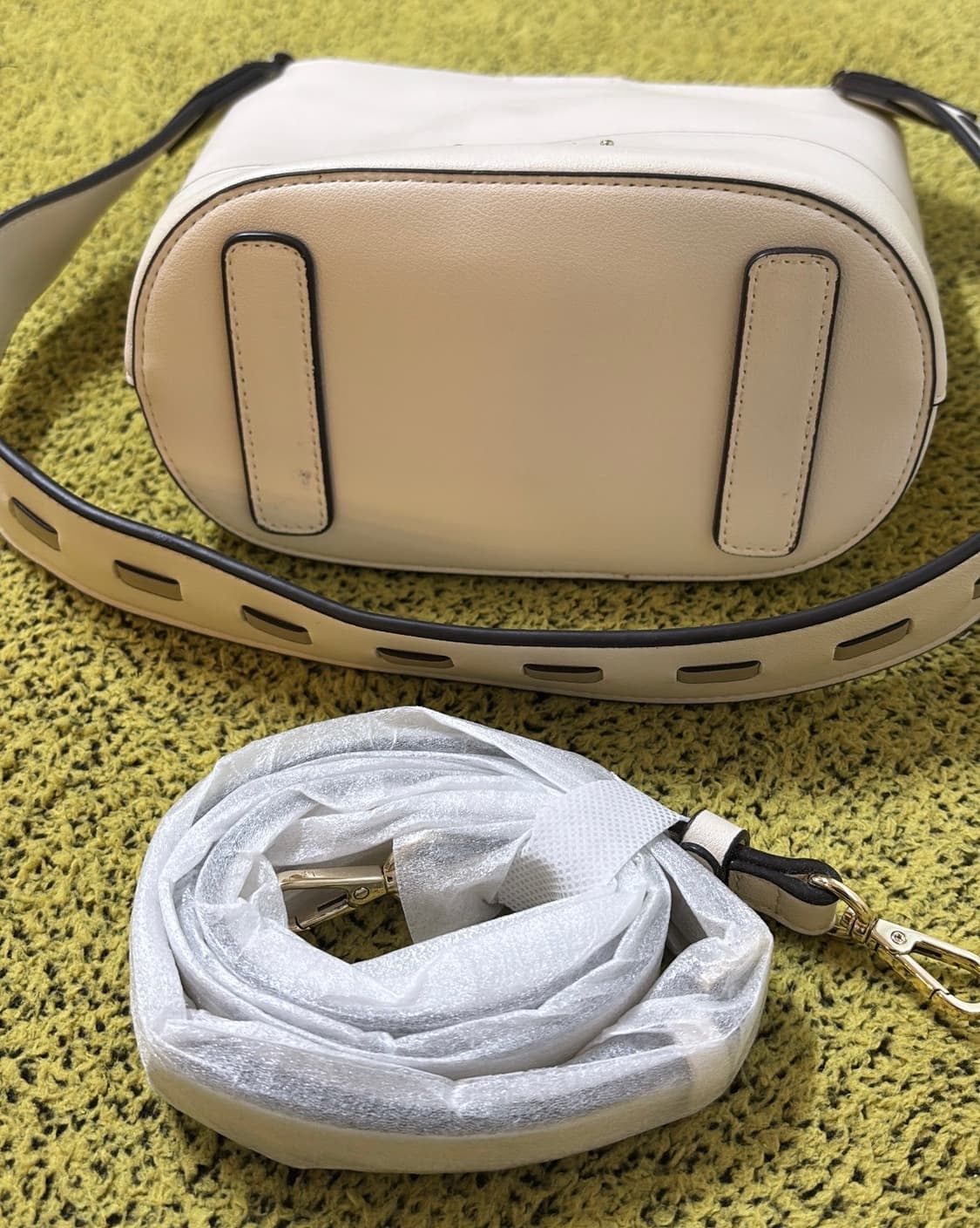 사만사타바사 캔버스 해피 숄더백 아이보리 상품이미지3