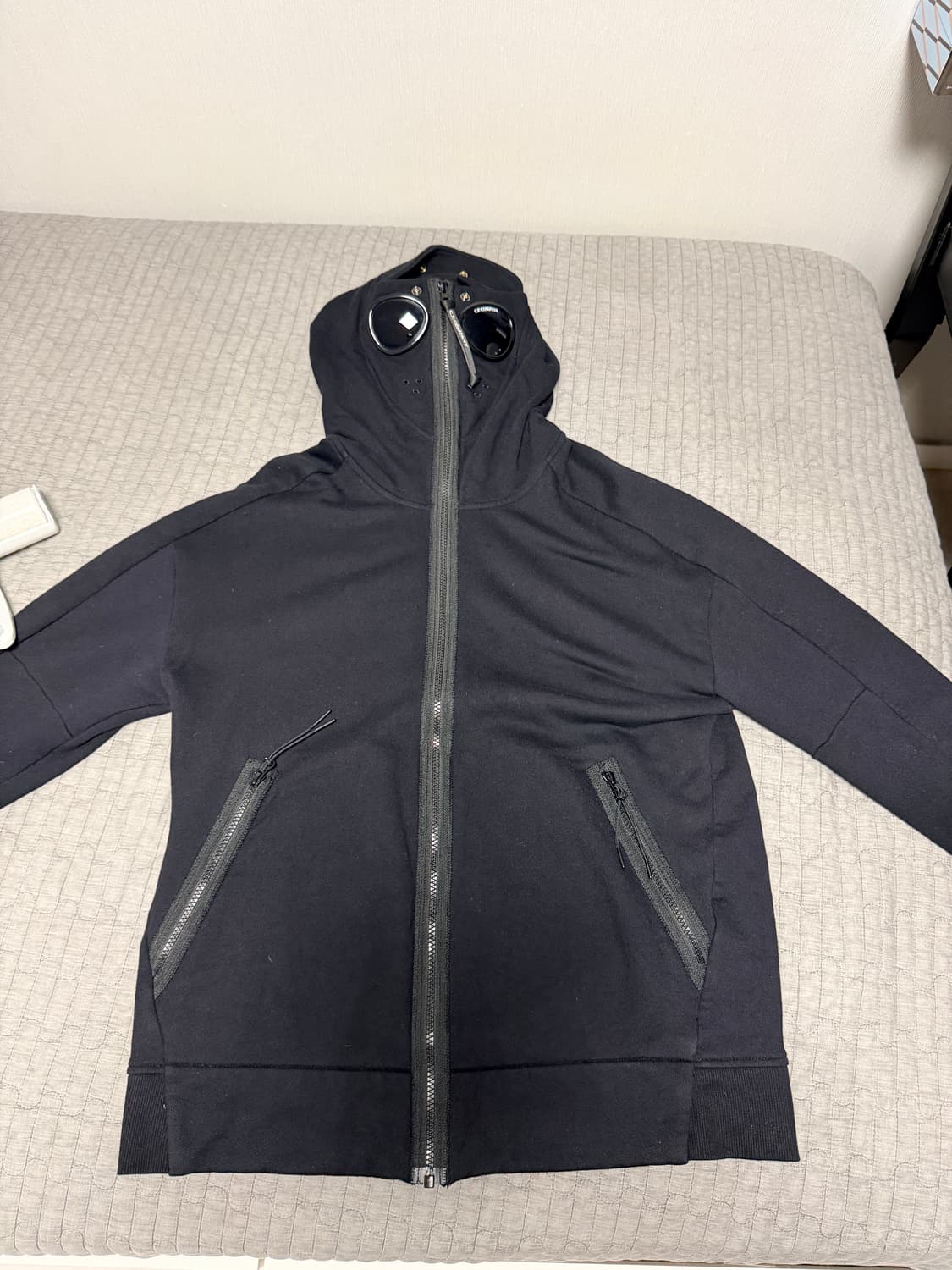 Cp컴퍼니 고글 후드집업 상품이미지1