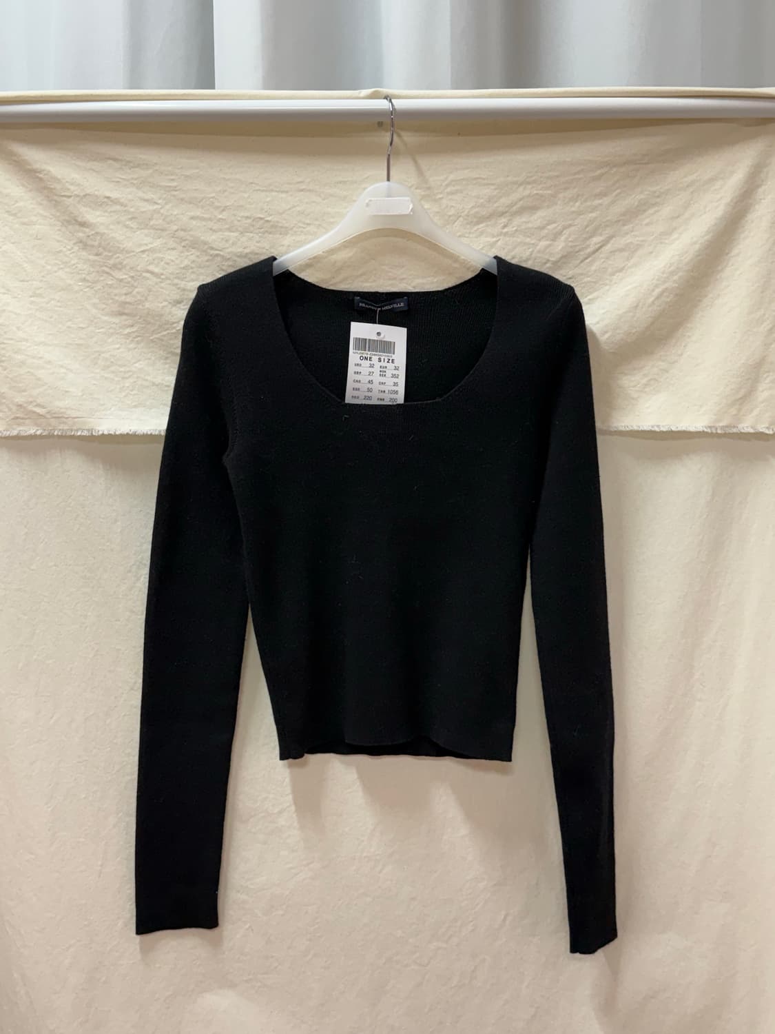 브랜디멜빌 u넥 니트티 상품이미지1