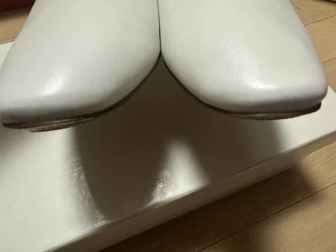 메종 마르지엘라 화이트 양가죽 낮은굽 힐 구두 상품이미지10