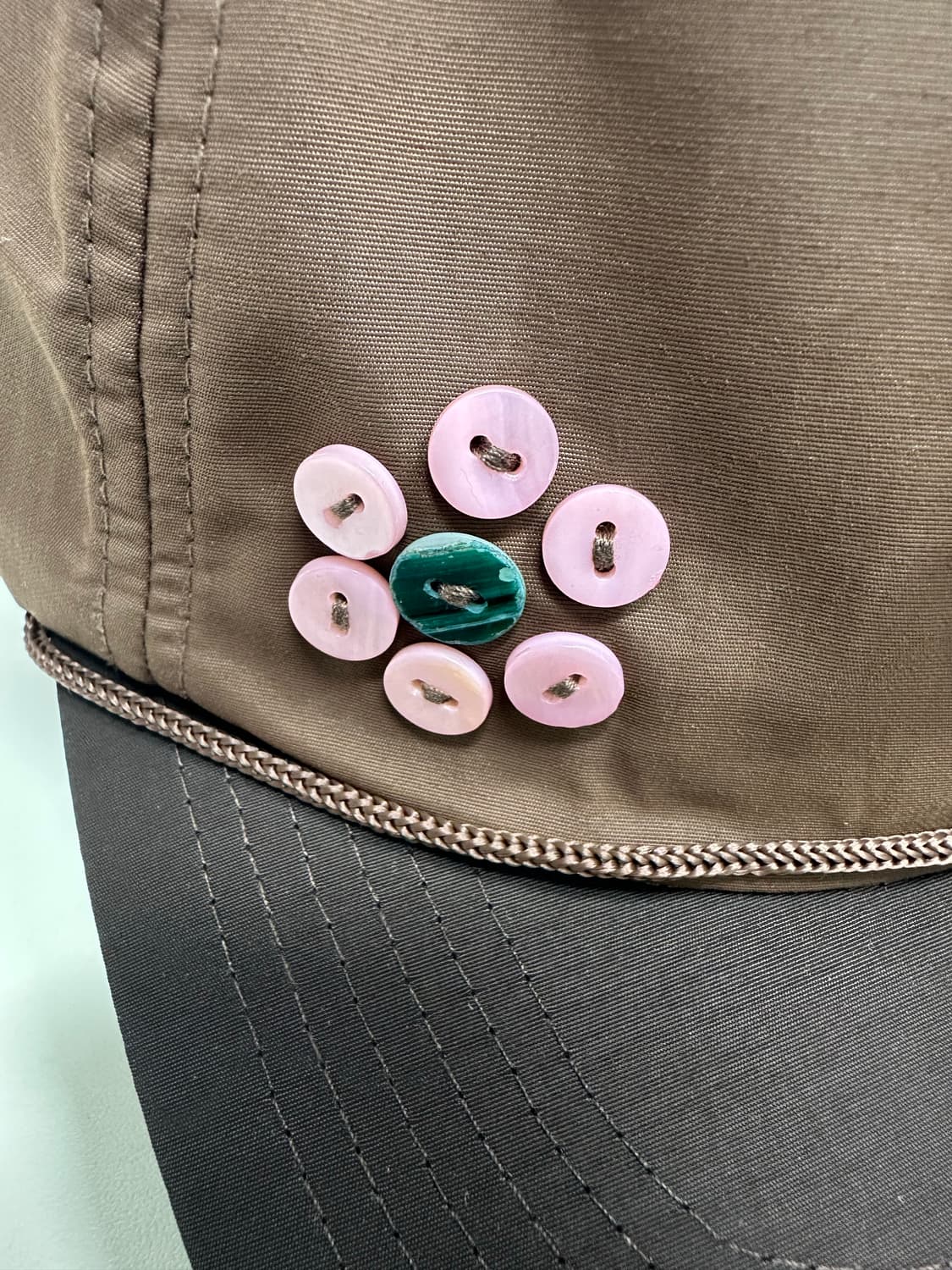 alex zono 알렉스 조노 뱃지 모자 상품이미지2