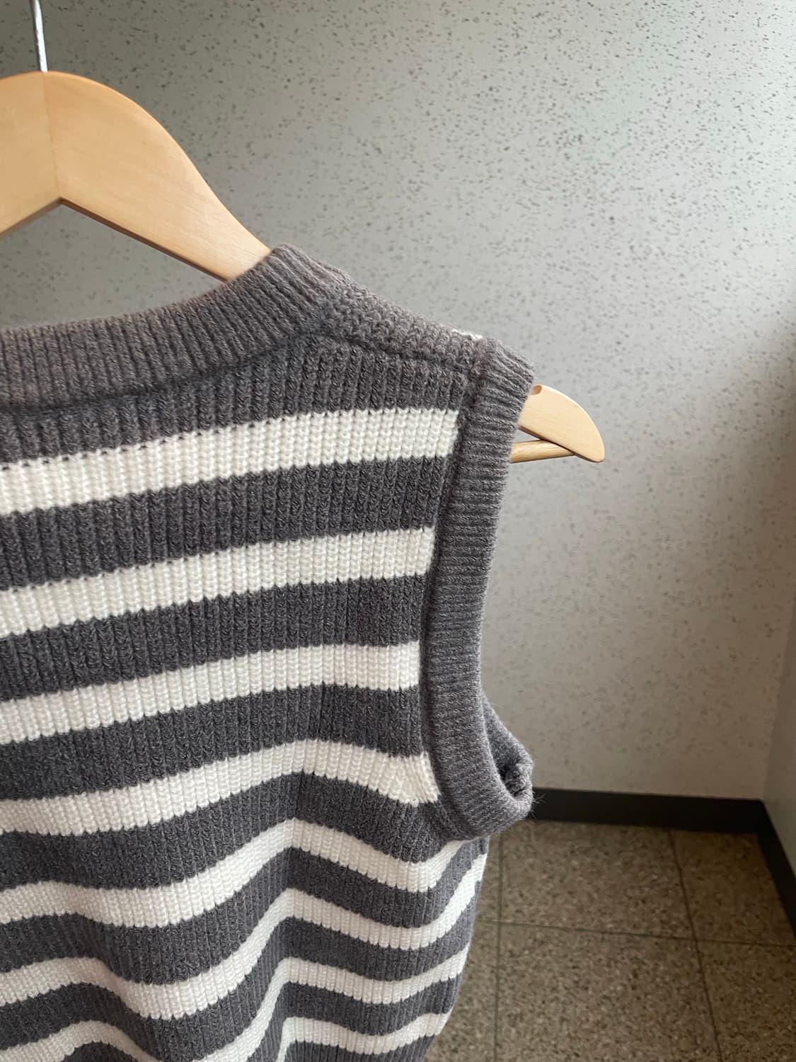 stripe knit vest 상품이미지3