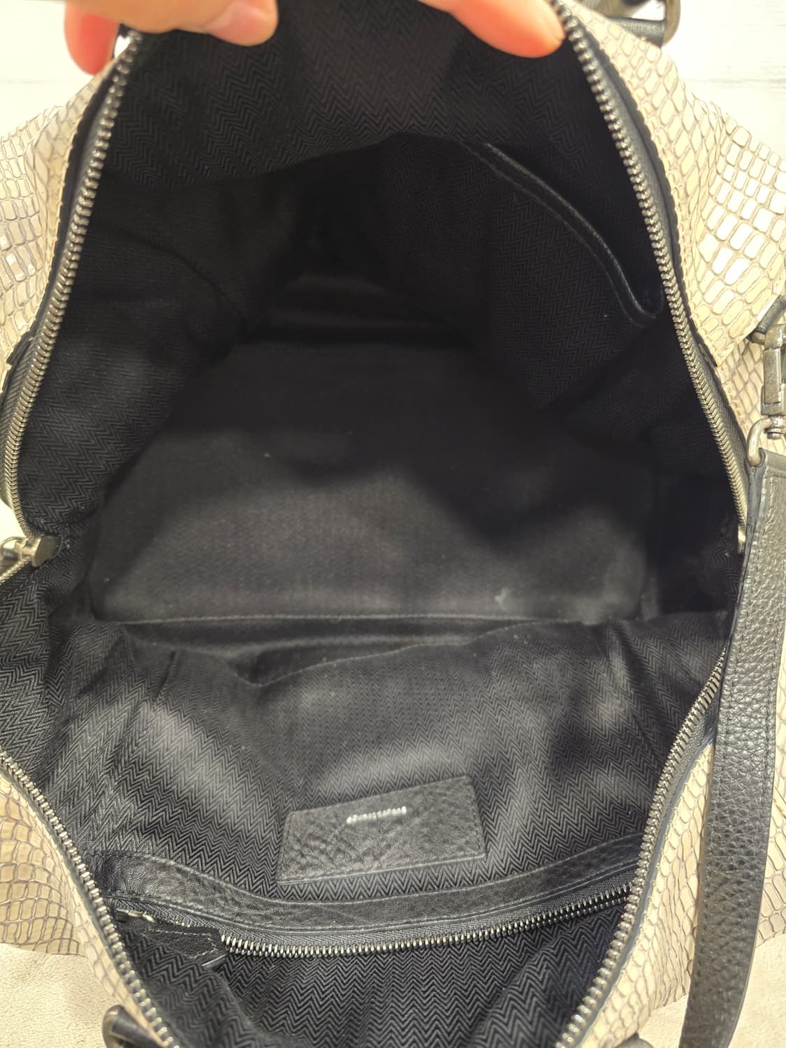 루즈앤라운지 토드 겸 크로스백 가방 상품이미지8