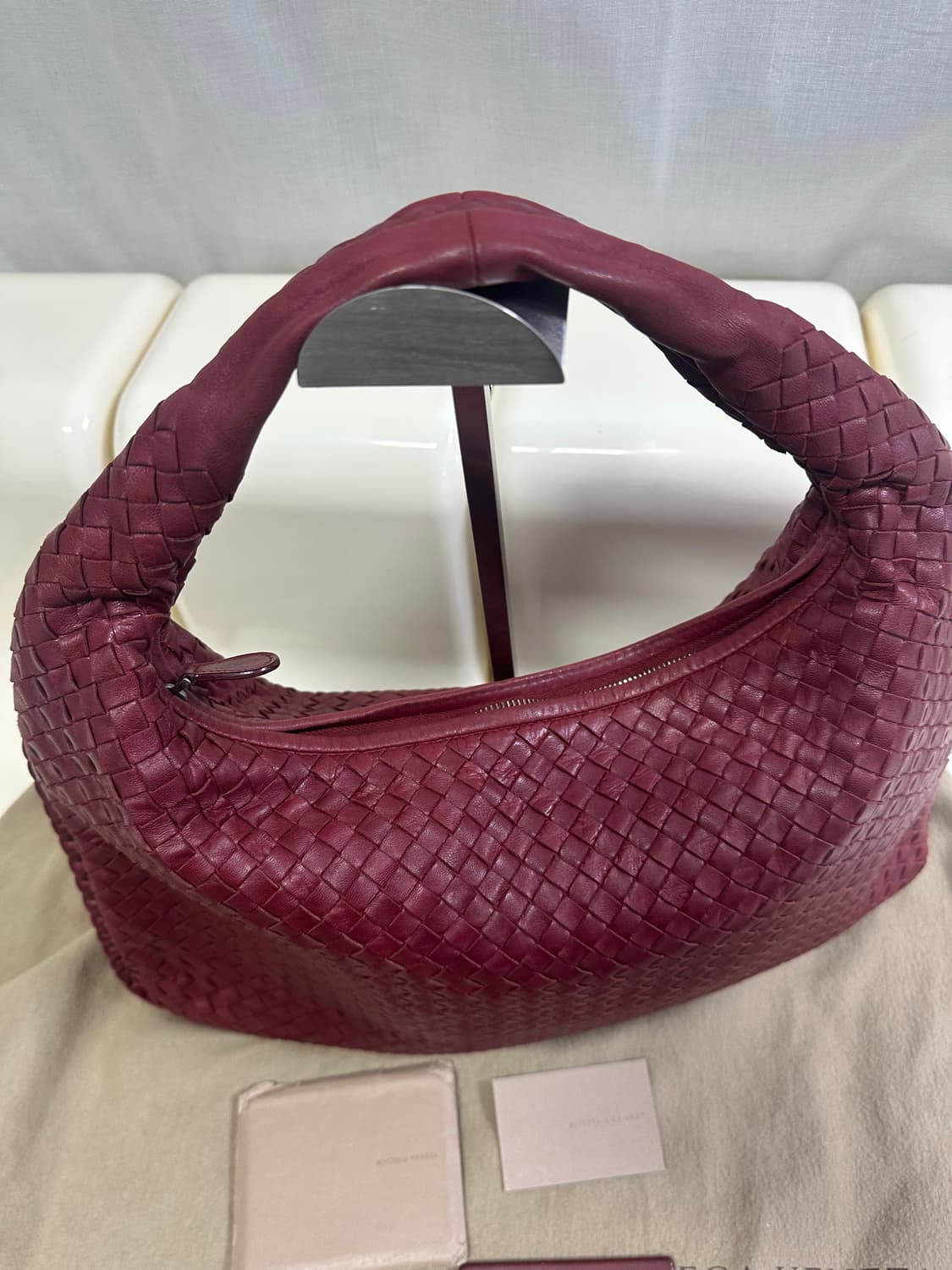 [A 정품] 보테가베네타 호보백 미디움 버건디 상품이미지4