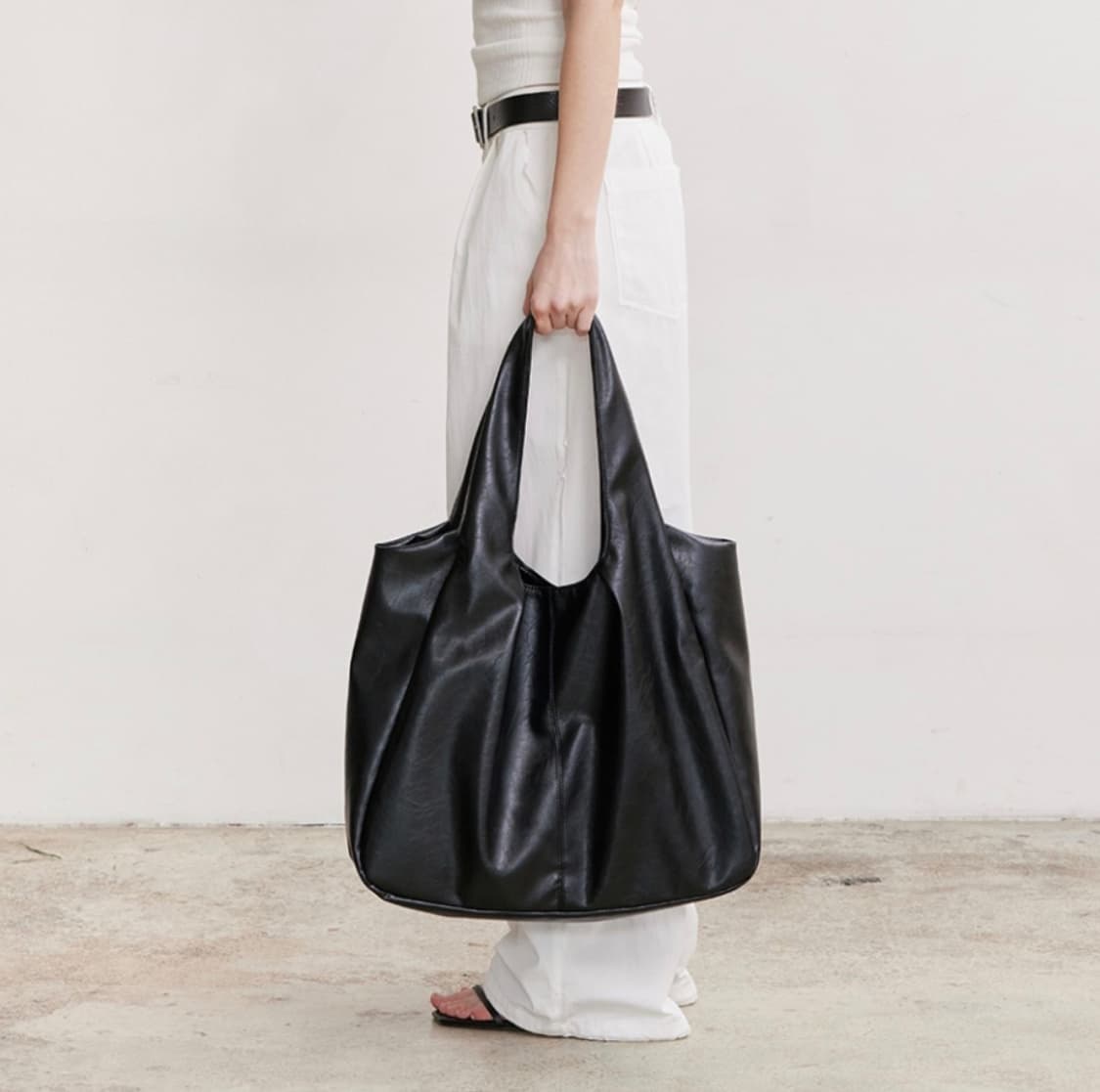 애프터아워즈 체인 레더백 상품이미지2