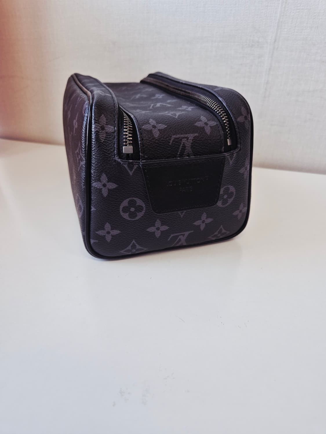 루이비통 모노그램  돕 키트 파우치 상품이미지4