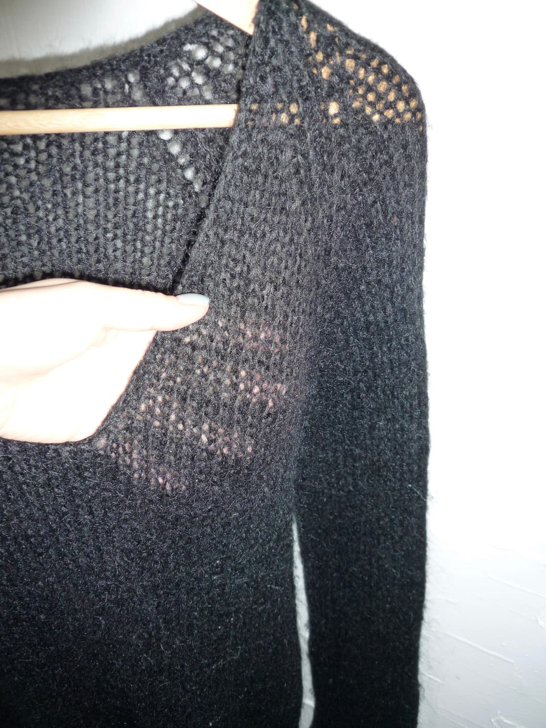 black deep v-neck knit 상품이미지4