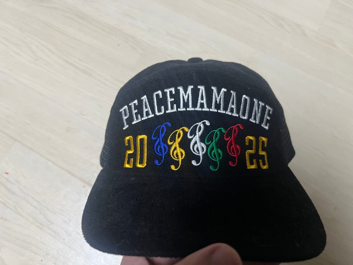 피스마이너스원 x 2025 마마 어워즈 피스마마원 캡 메쉬 상품이미지1