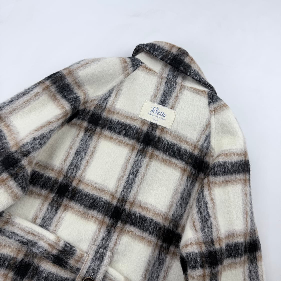 플레따 모헤어 체크 하프코트 상품이미지9