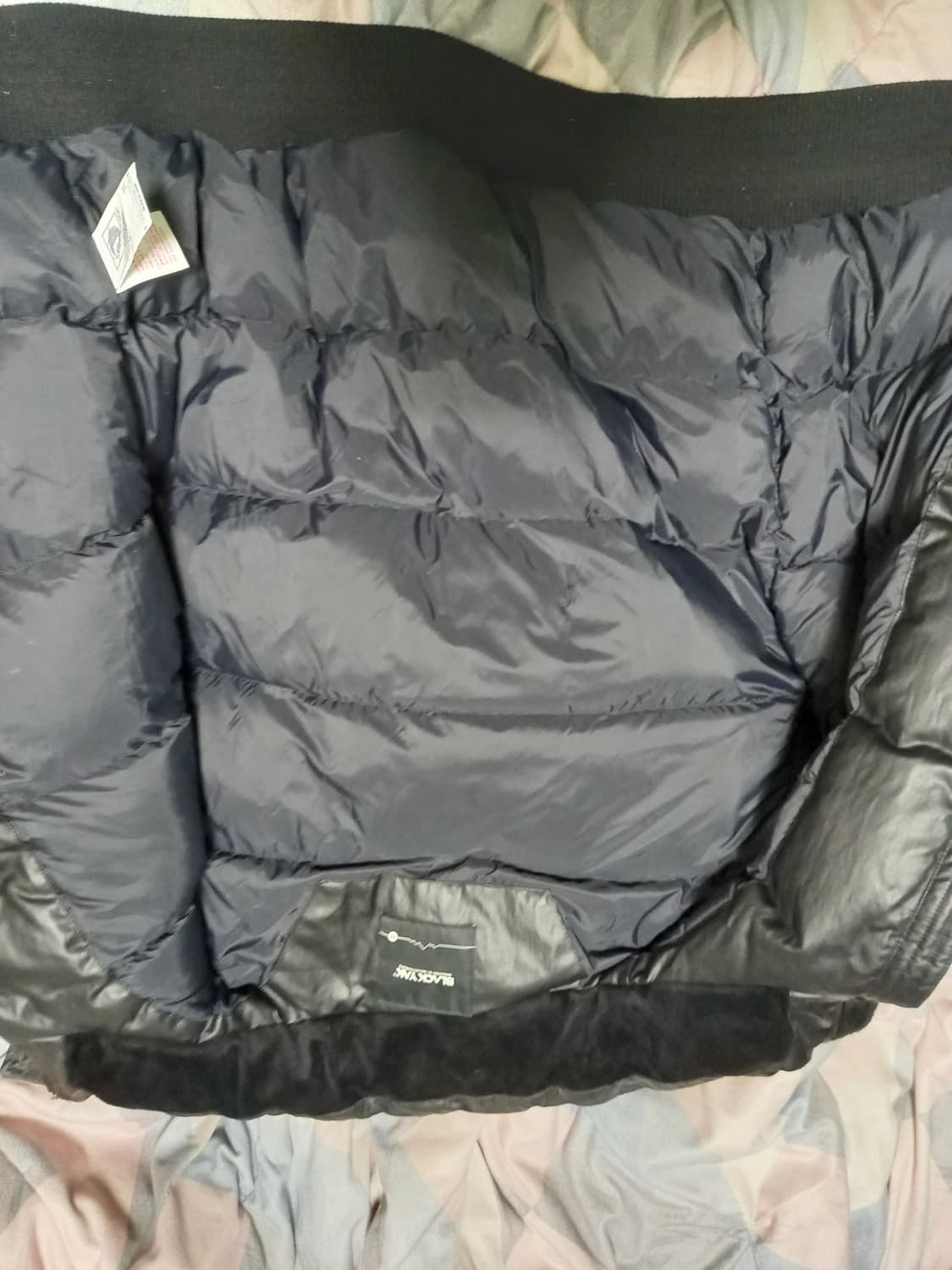 블랙야크 가죽패딩 봄버100 상품이미지3