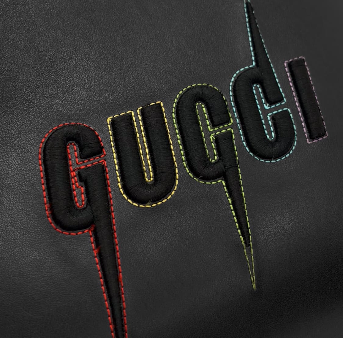 [OS] 구찌 님성 블레이드 자수 로고 클러치 백 파우치 블랙 상품이미지4