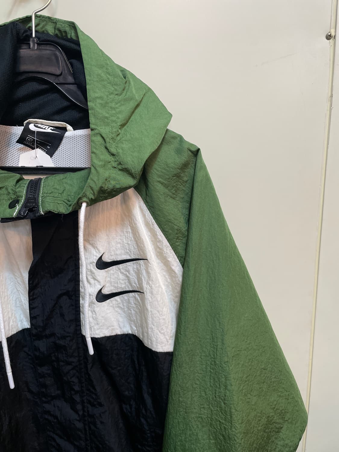 나이키 바람막이 상품이미지2