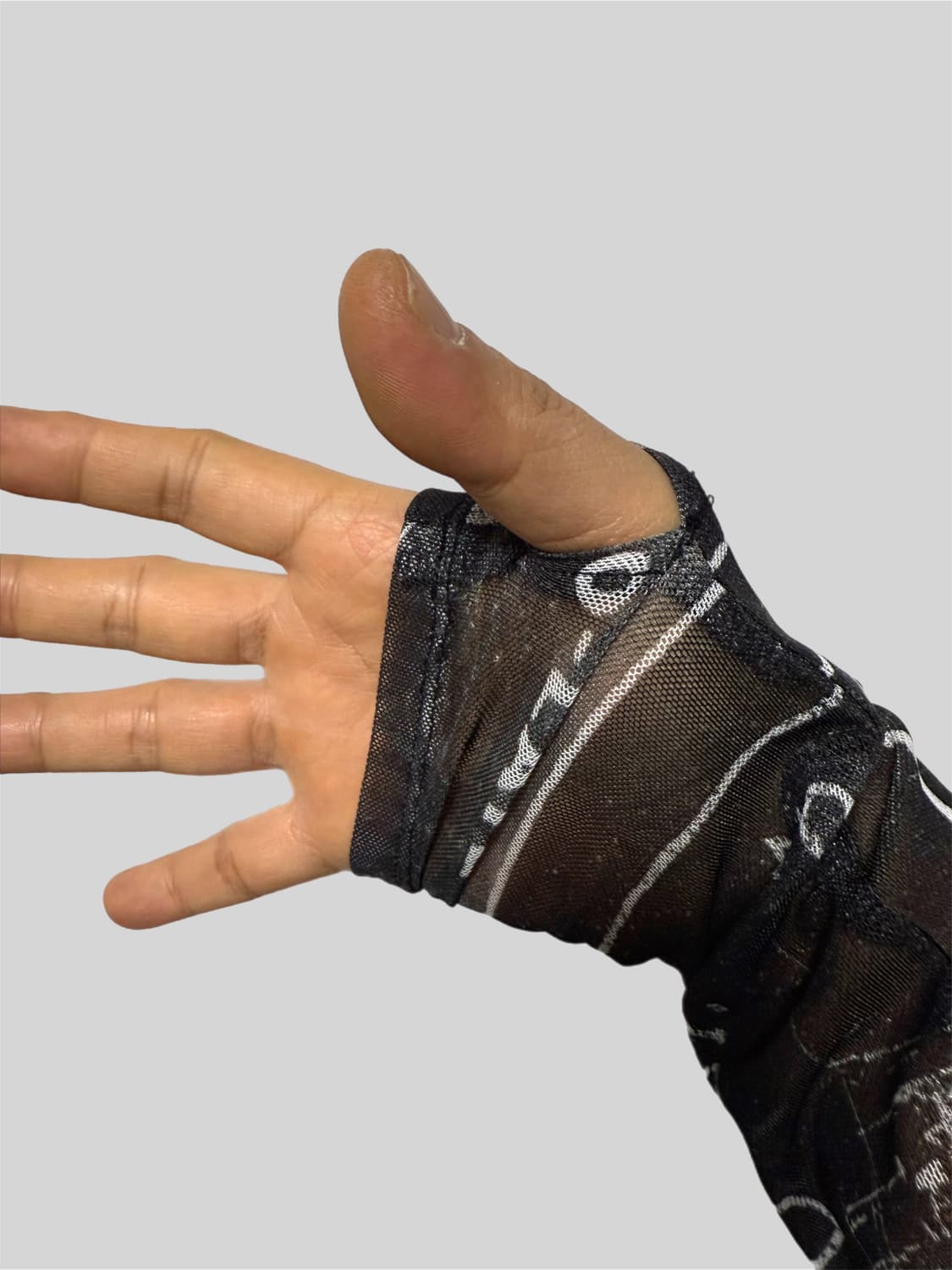 루단 2026 타투 프린팅 매쉬 마스크 롱슬리브 상품이미지5