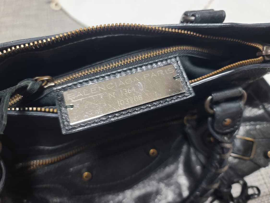 발렌시아가 모터 퍼스트백 숄더백 모터백 상품이미지7