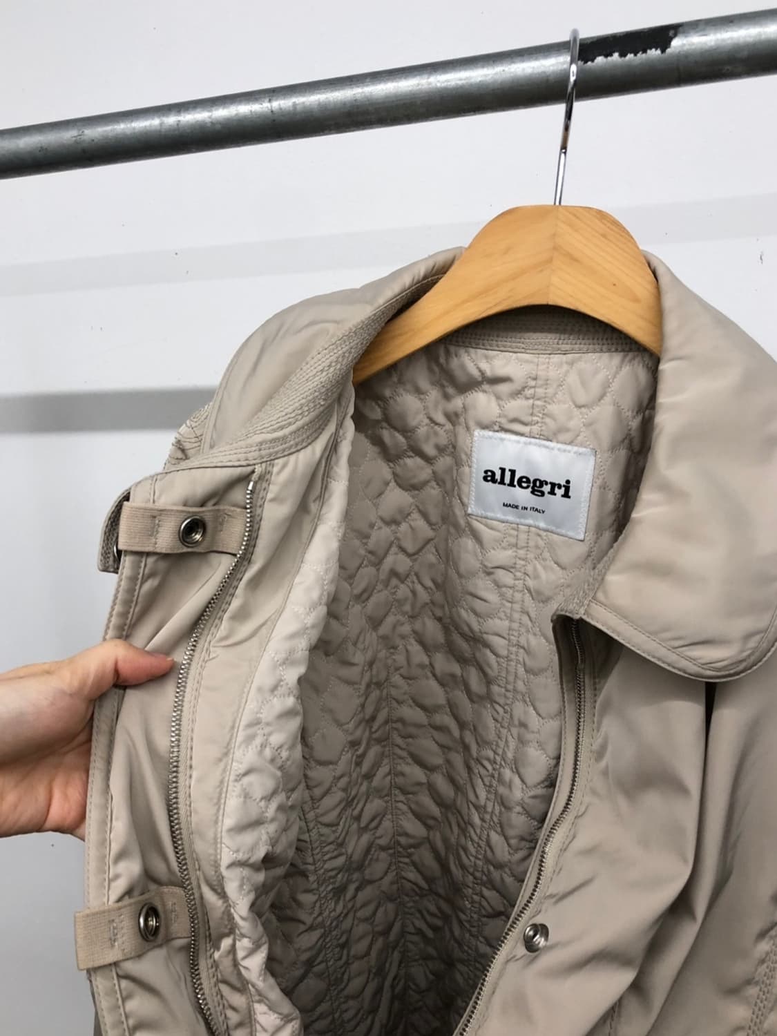 알레그리 여성 퀄팅 자켓 42사이즈(국내 55) 상품이미지4