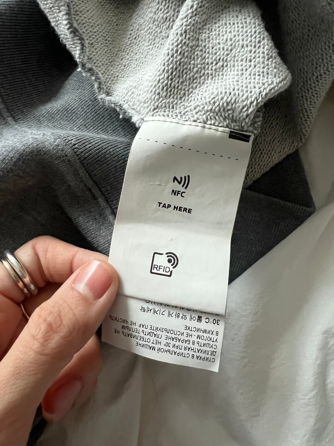 Golden Goose 스팽글 로고 맨투맨 (그레이) 상품이미지7