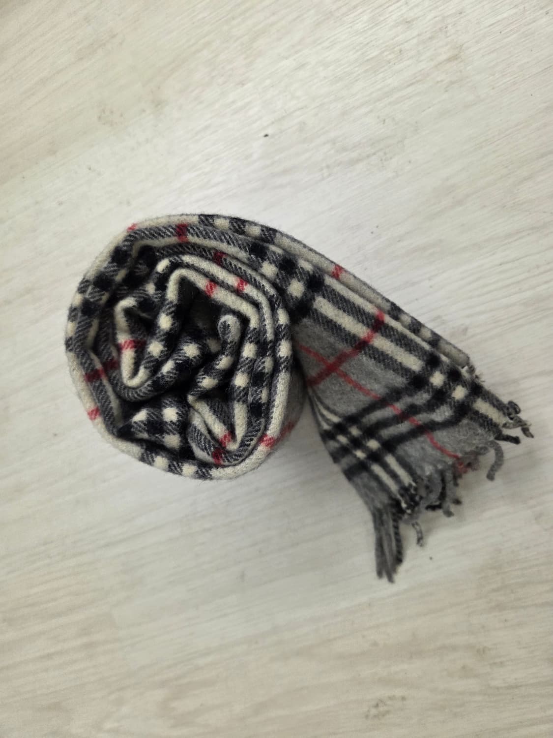 버버리 그레이체크 울 목도리 상품이미지2
