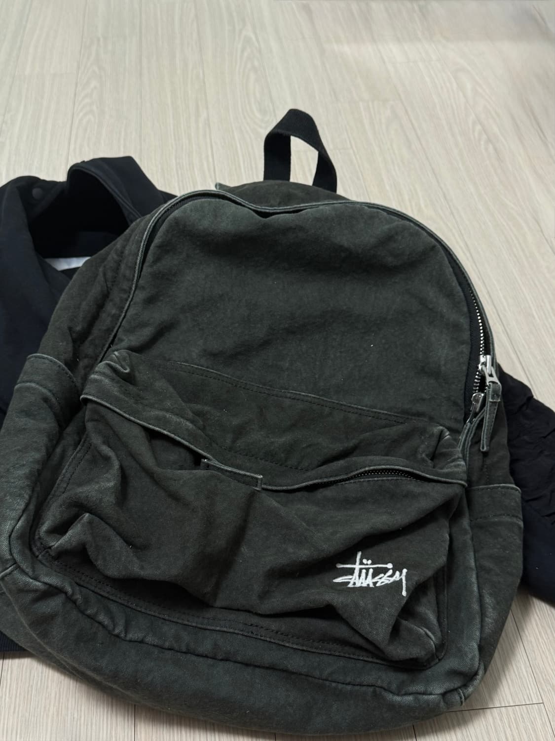 스투시 캔버스 백팩 워시드 블랙 상품이미지2