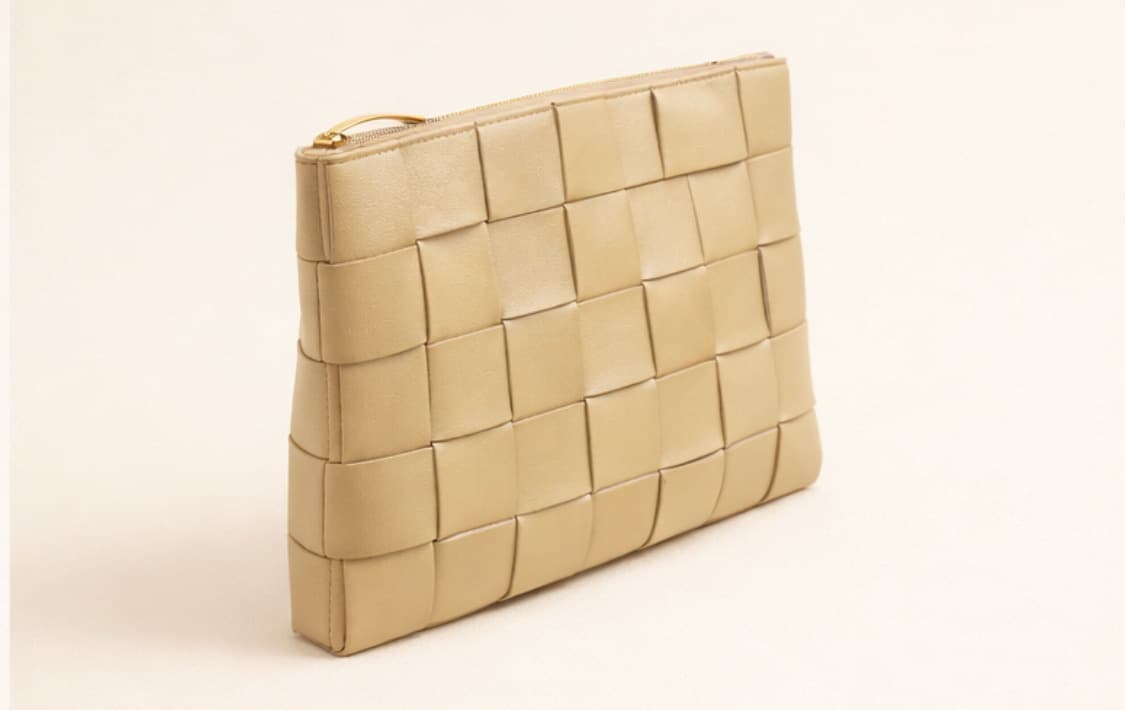 [S급] 보테가베네타 인트레치아토 클러치 판매합니다!!! 상품이미지3