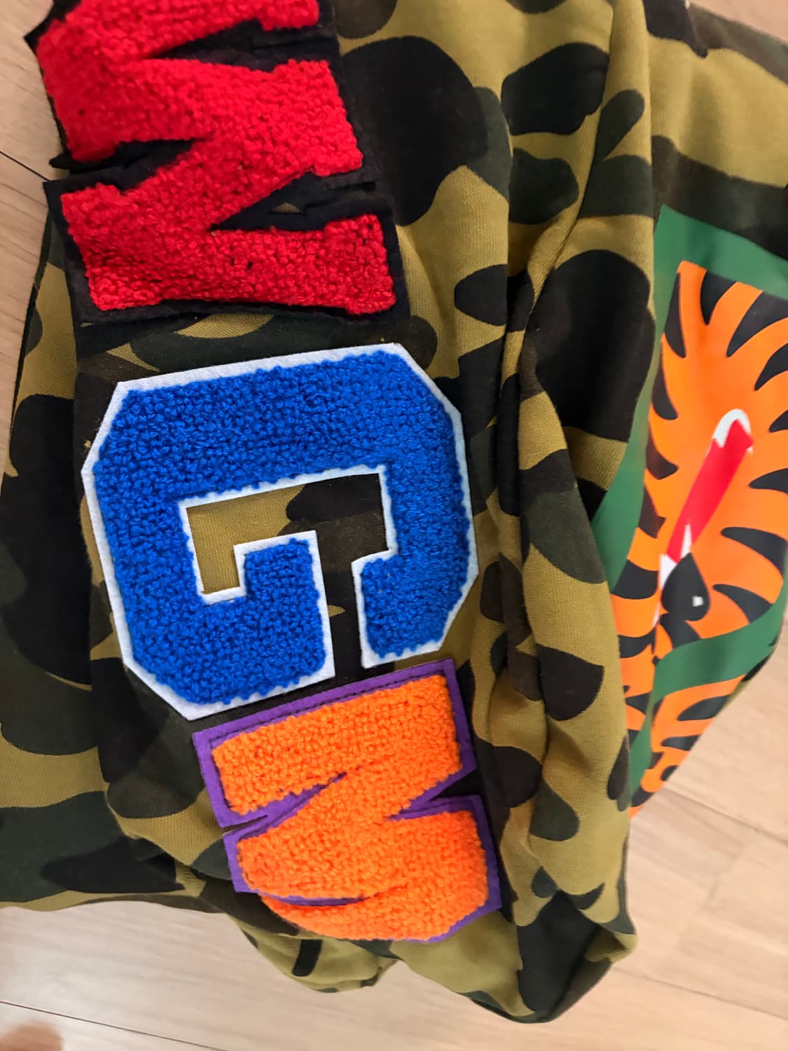 베이프 카모 샤크 후드집업 L (새상품) 상품이미지3