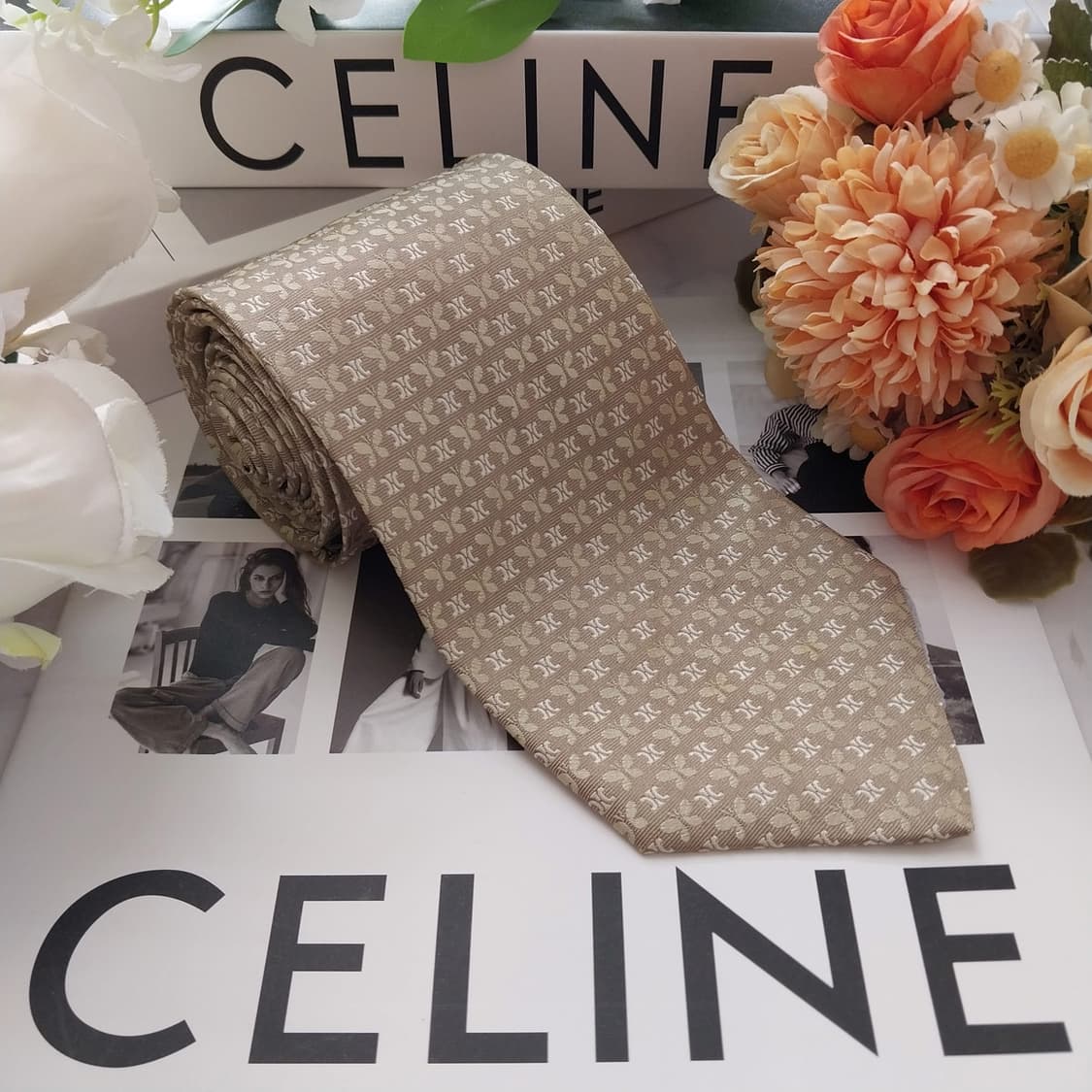 셀린느 실크 트리오페&나비 올오버 넥타이 8.9cm A+~A등급K1892 상품이미지1