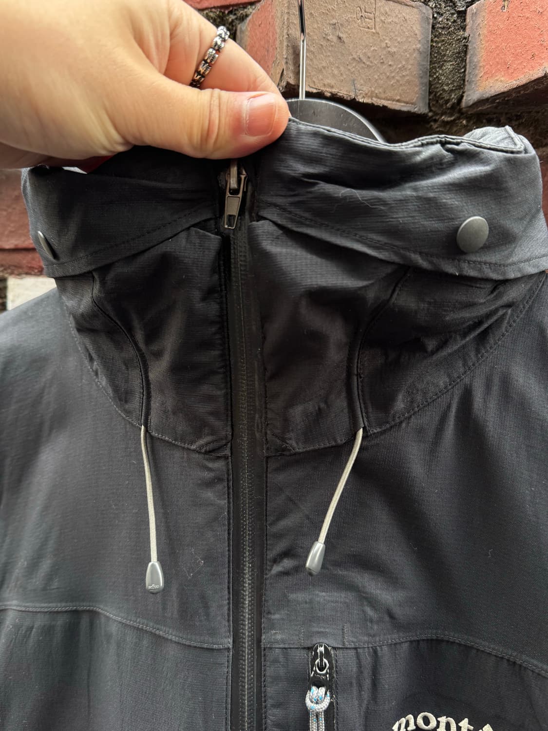 몽벨 재팬 아웃도어 블랙 윈드브레이커 자켓 상품이미지6