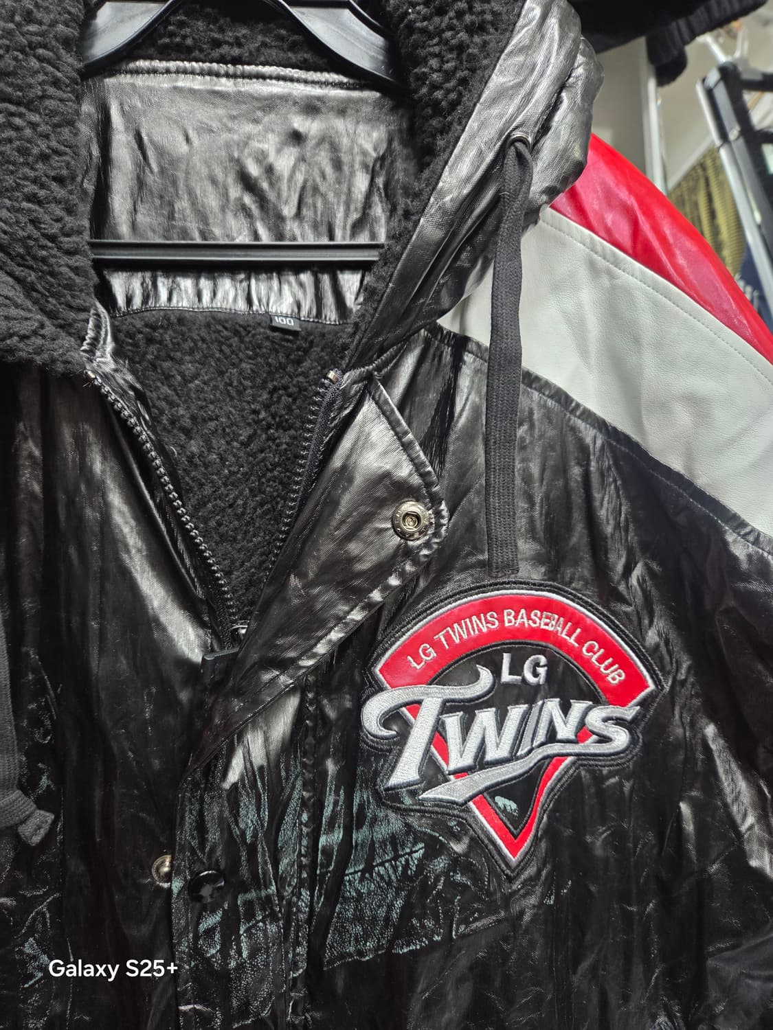 LG 트윈스   유광롱점퍼 상품이미지2