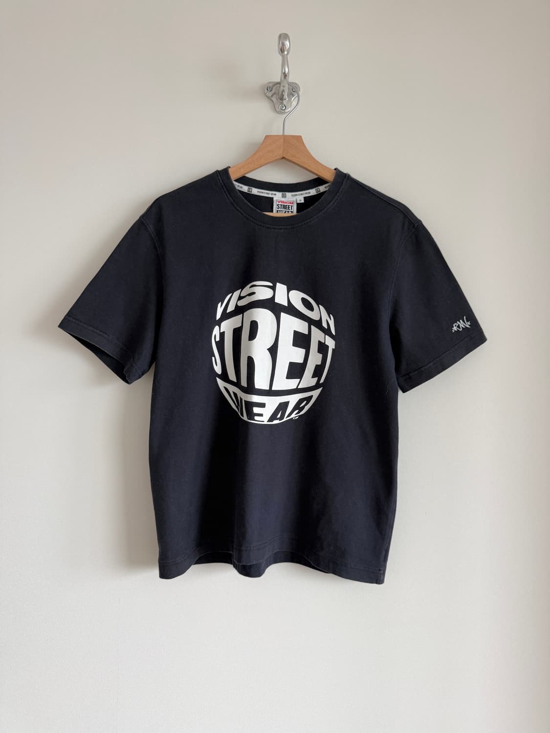 비전스트릿웨어(VISIONSTREETWEAR) 반팔 티셔츠 상품이미지1