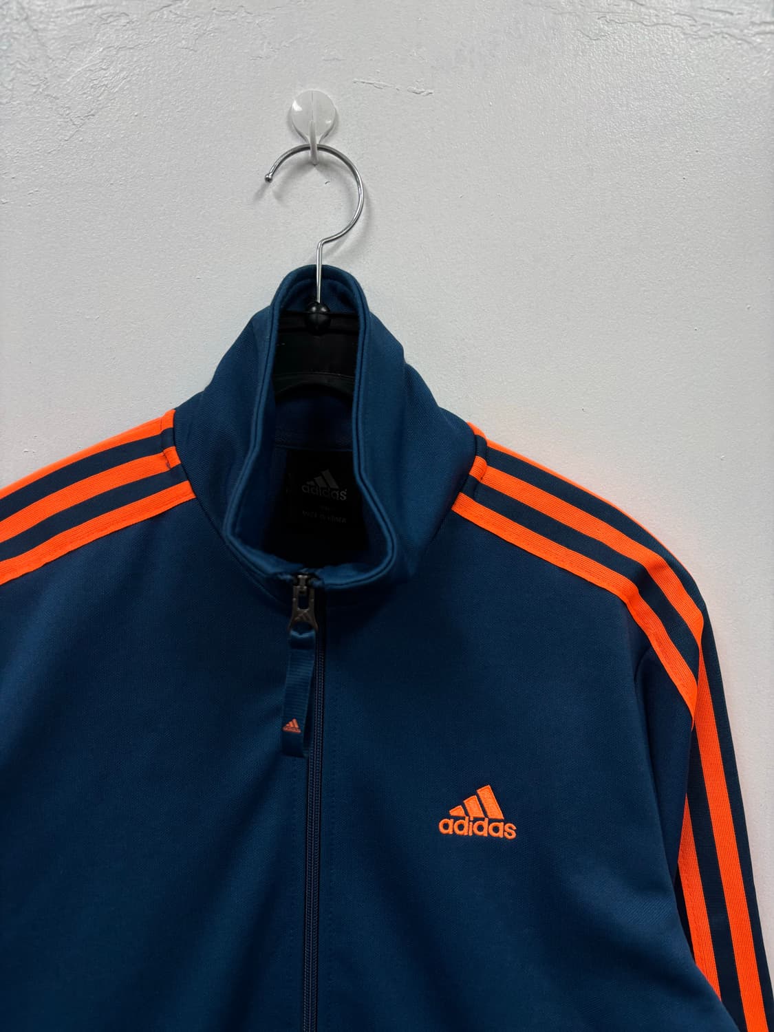 아디다스 트랙탑 상품이미지2