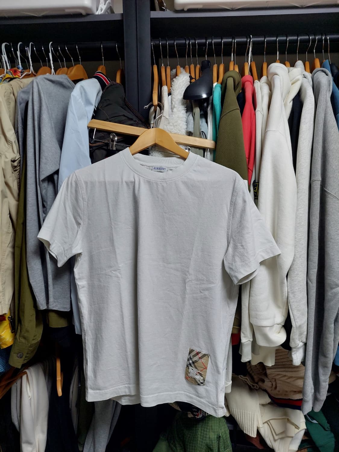 버버리 최신형 화이트 EKD 패치 반팔 L 정품검수완료 상품이미지1