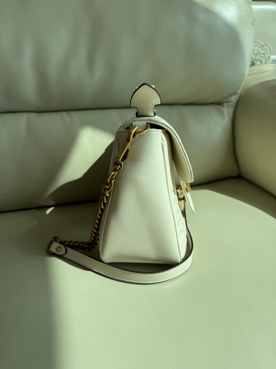 구찌 마몽 마틀라세 탑핸들백 아이보리 상품이미지7