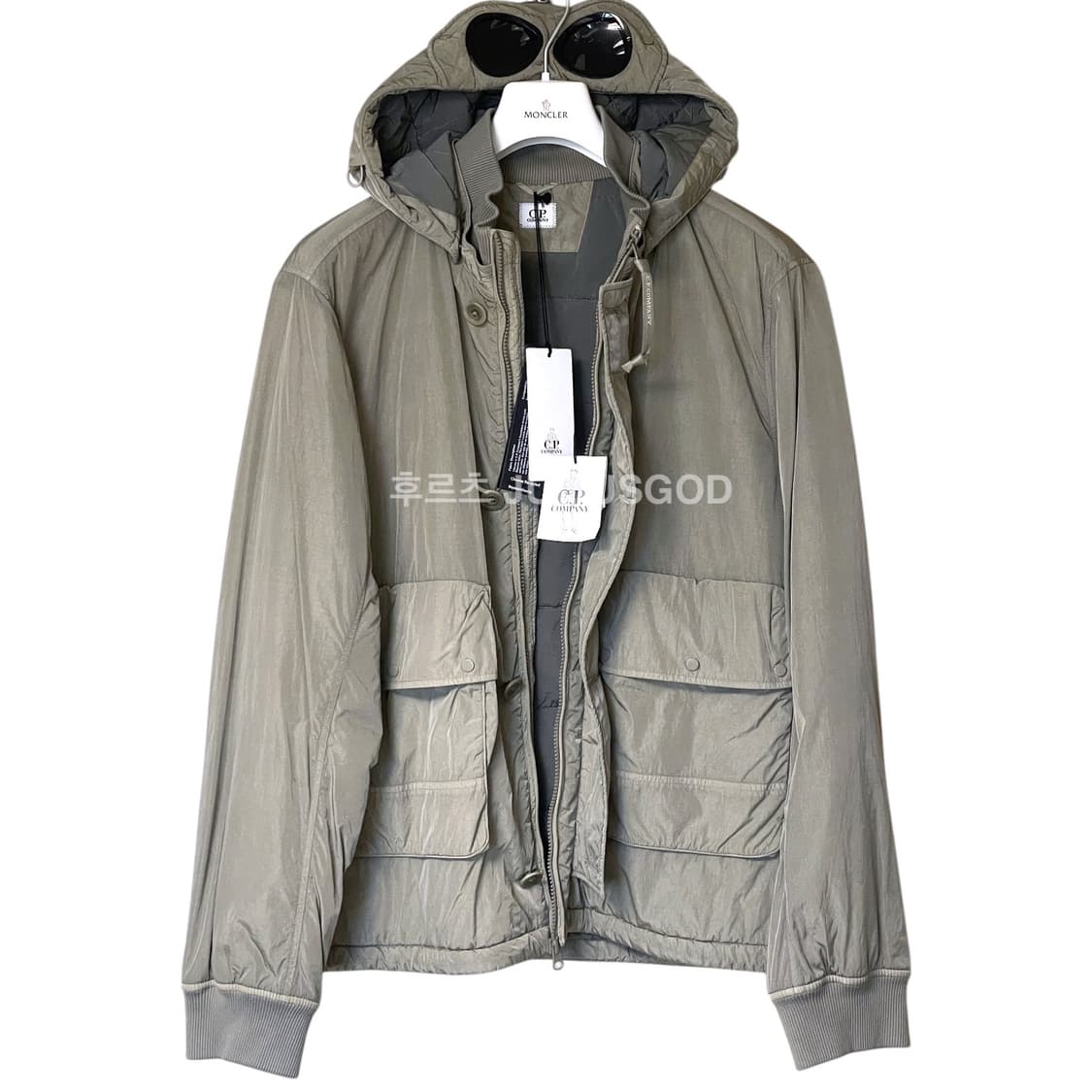 [110 / 새제품] CP COMPANY 씨피컴퍼니 고글 바람막이 상품이미지2