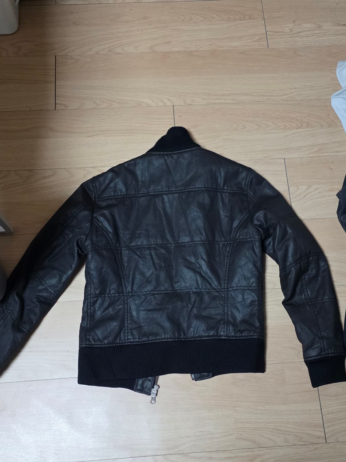 하이넥 코팅레더점퍼 tete 상품이미지3