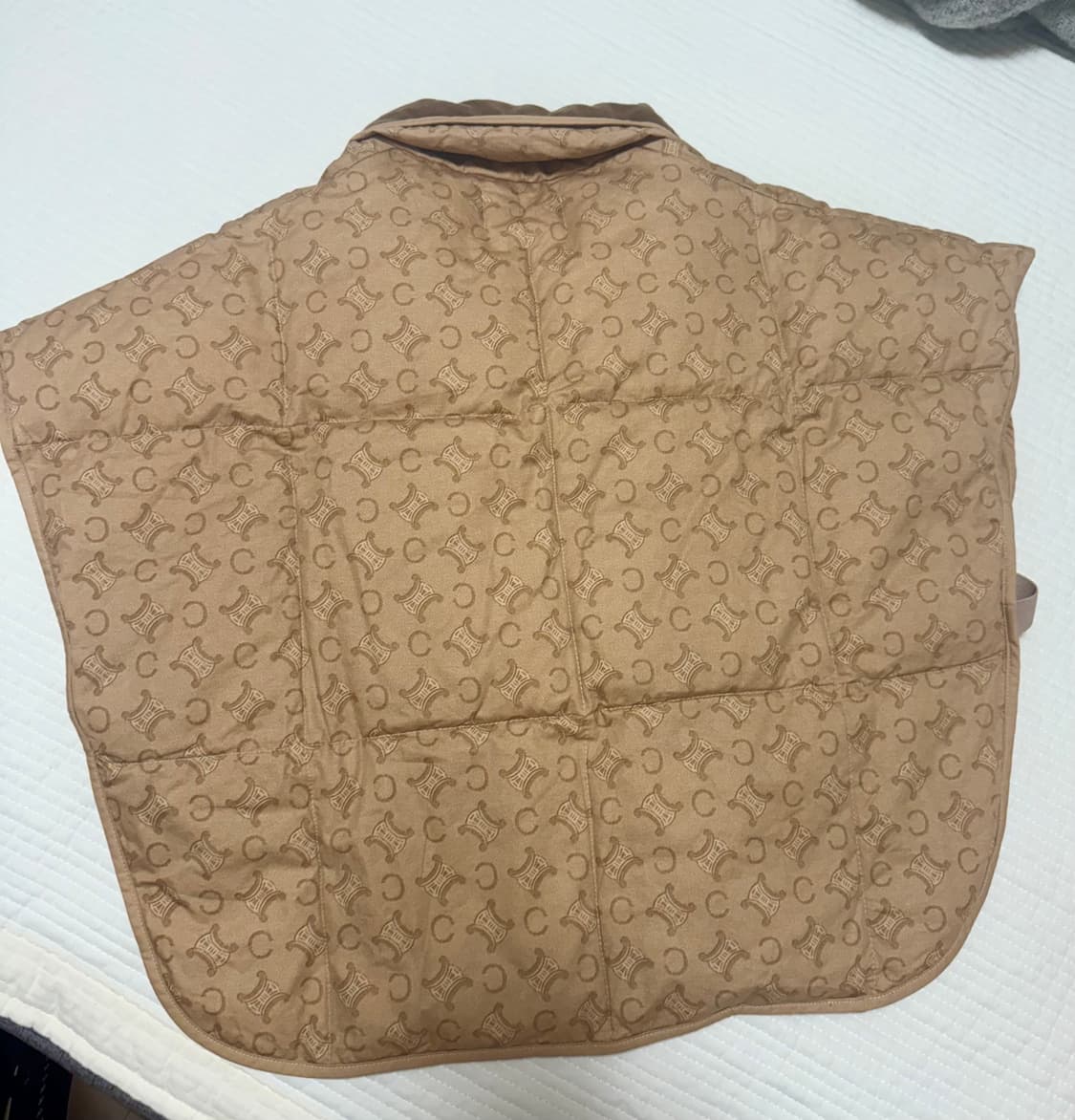 셀린느퀼팅다운베스트 상품이미지3