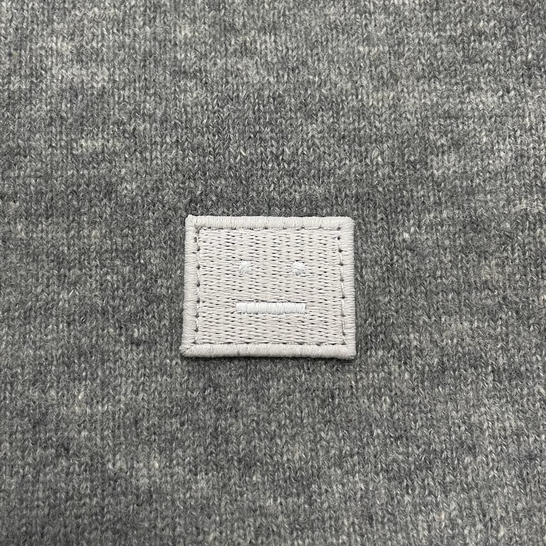 아크네스튜디오 라운드 가디건 상품이미지4