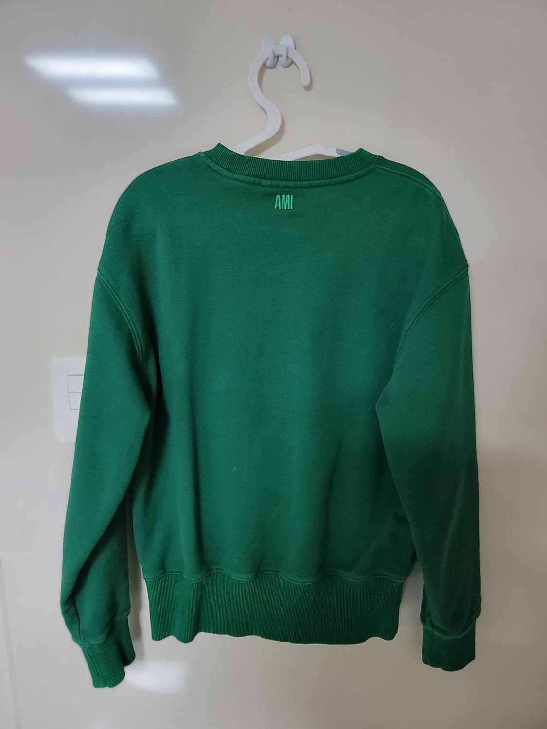 아미 헤비코튼 그린 맨투맨 S 95정사이즈 상태굿

남성95 딱맞음 상품이미지2