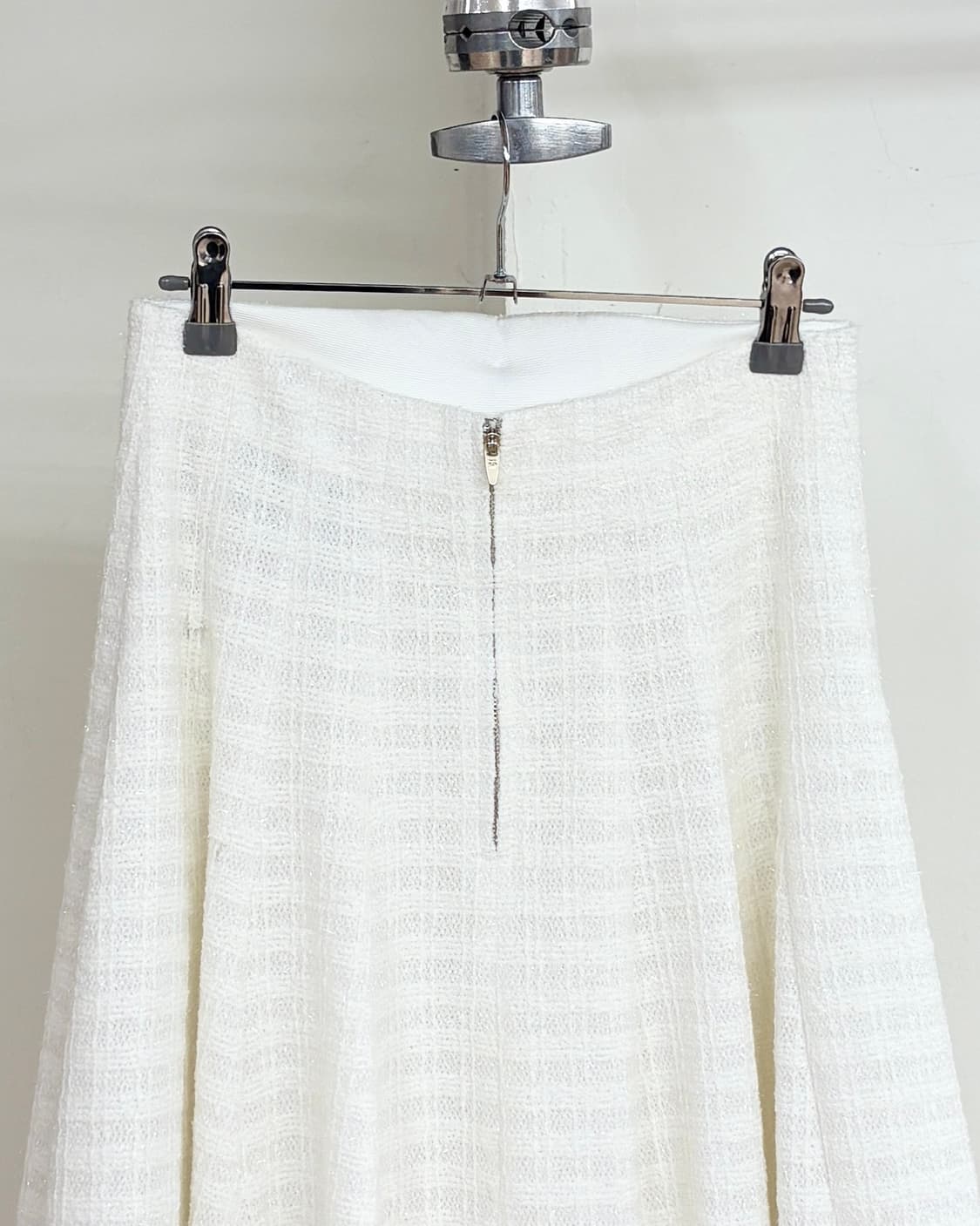 오브제 화이트 버튼 플레어 트위드 스커트 상품이미지5