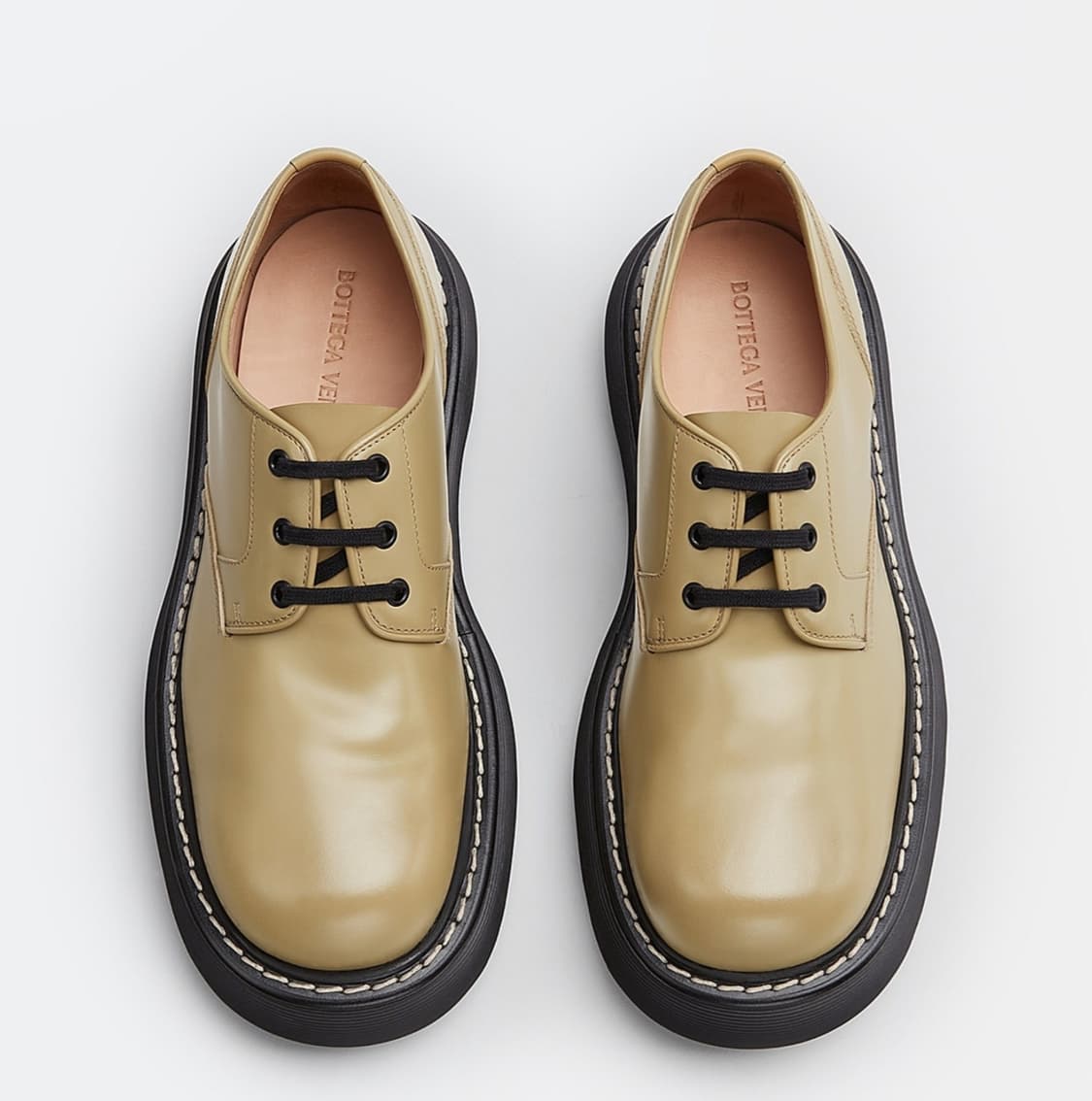 [ 44 ] 보테가베네타 바운스 더비 올스파이스 카키 상품이미지1