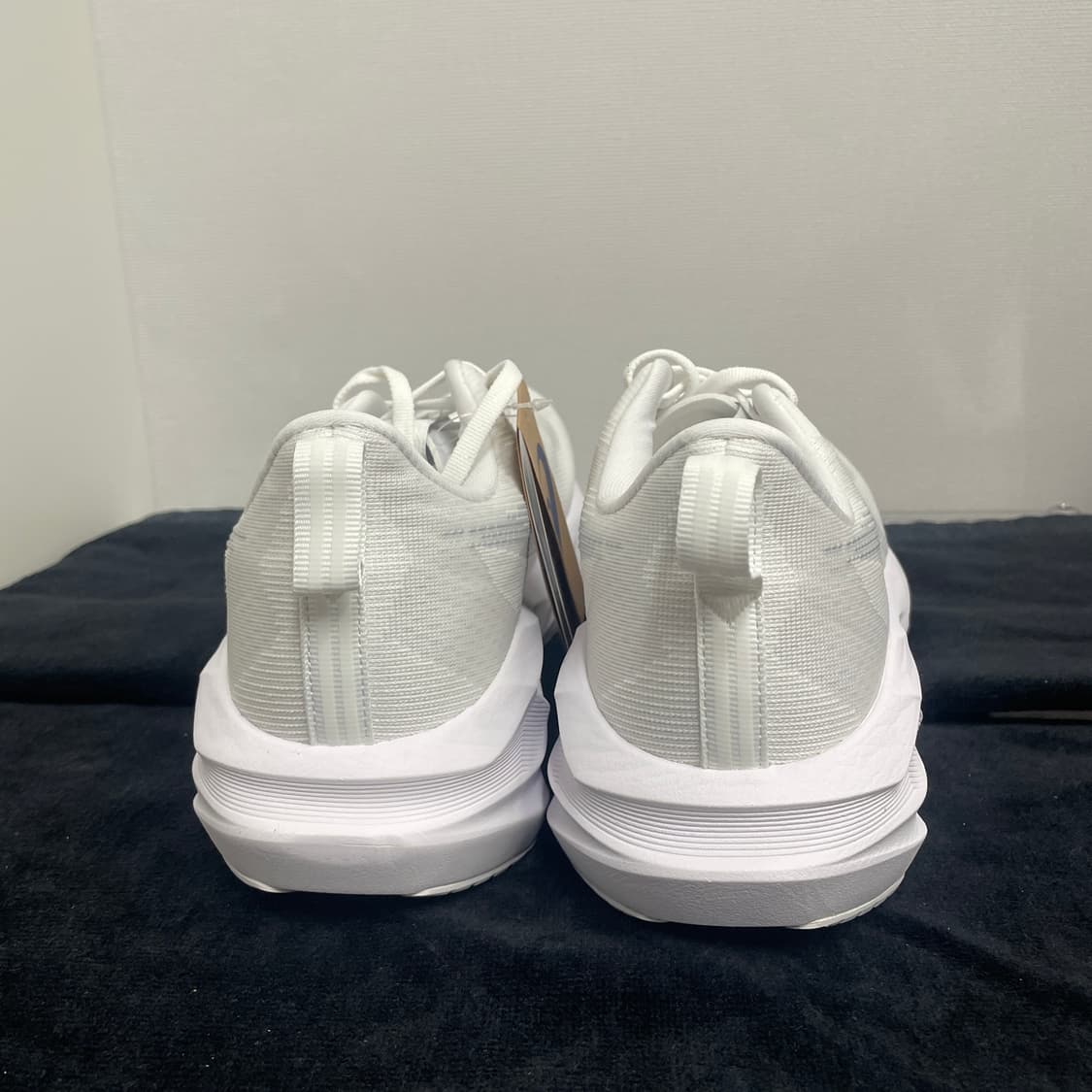 아식스 노바블라스트5 화이트 피드몬트/그레이 275 상품이미지4