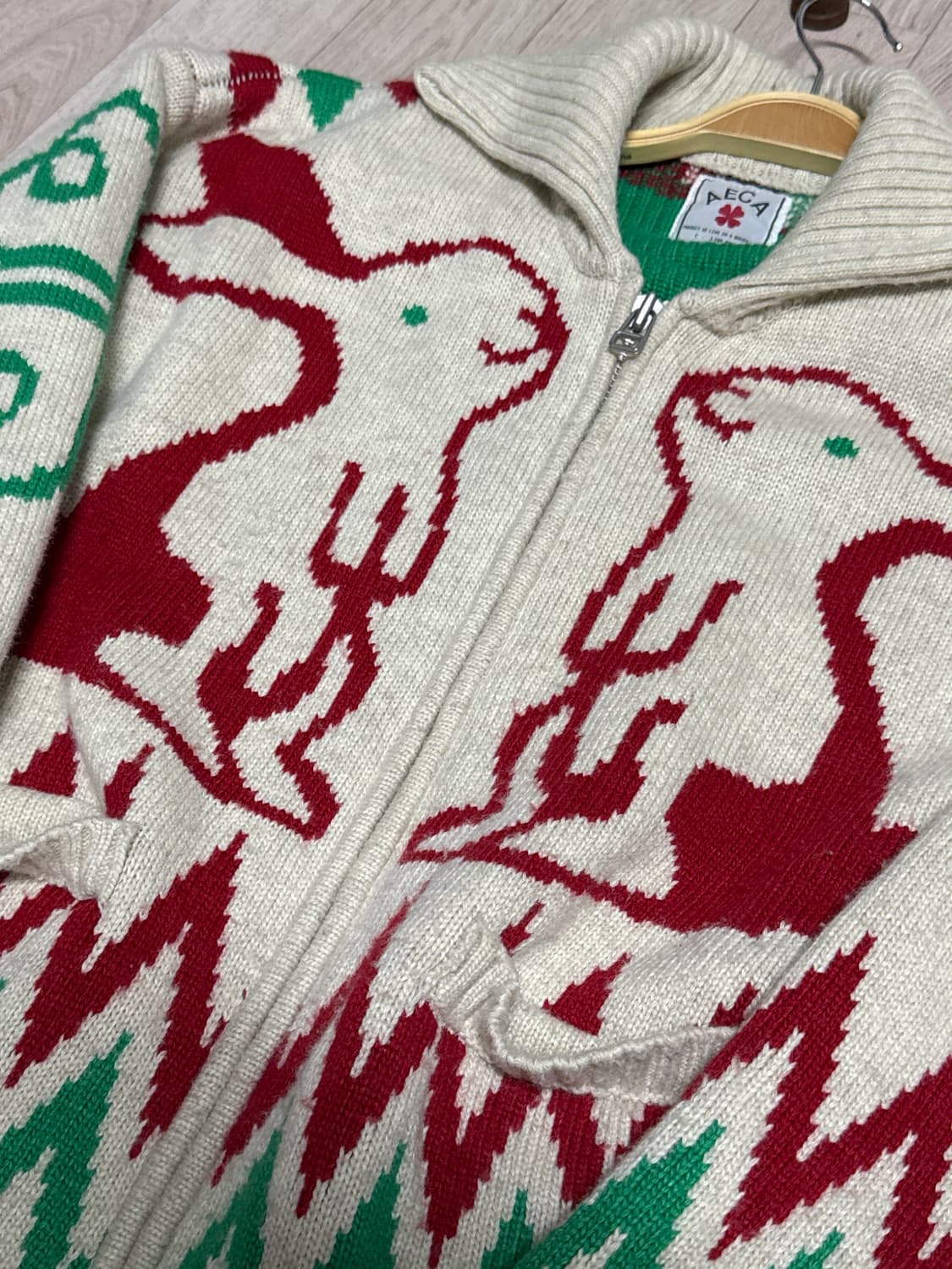 에이카 화이트 토끼 니트 집업 상품이미지2