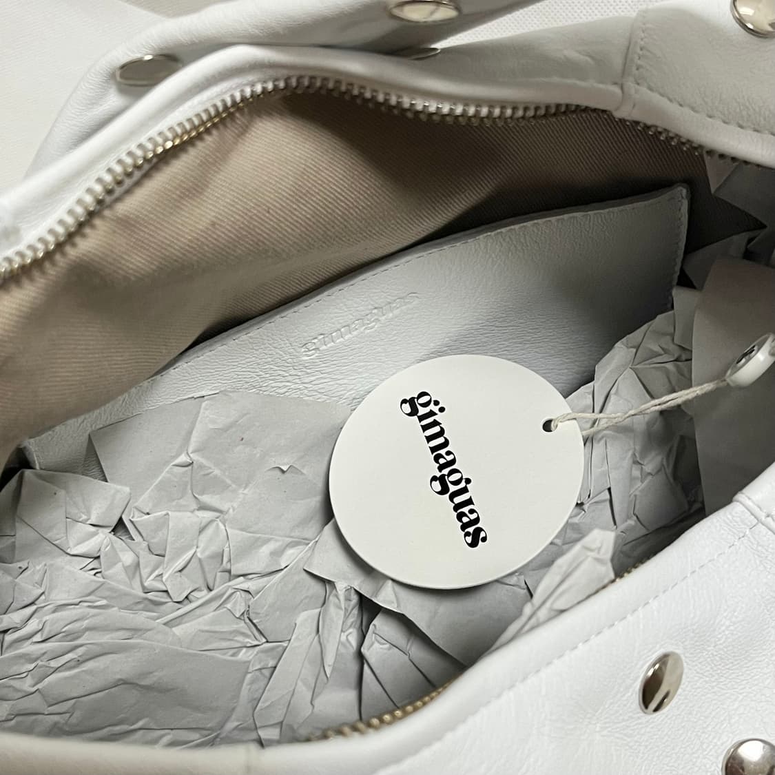 기마구아스 Paula 스터드 파울라 백/화이트 상품이미지4