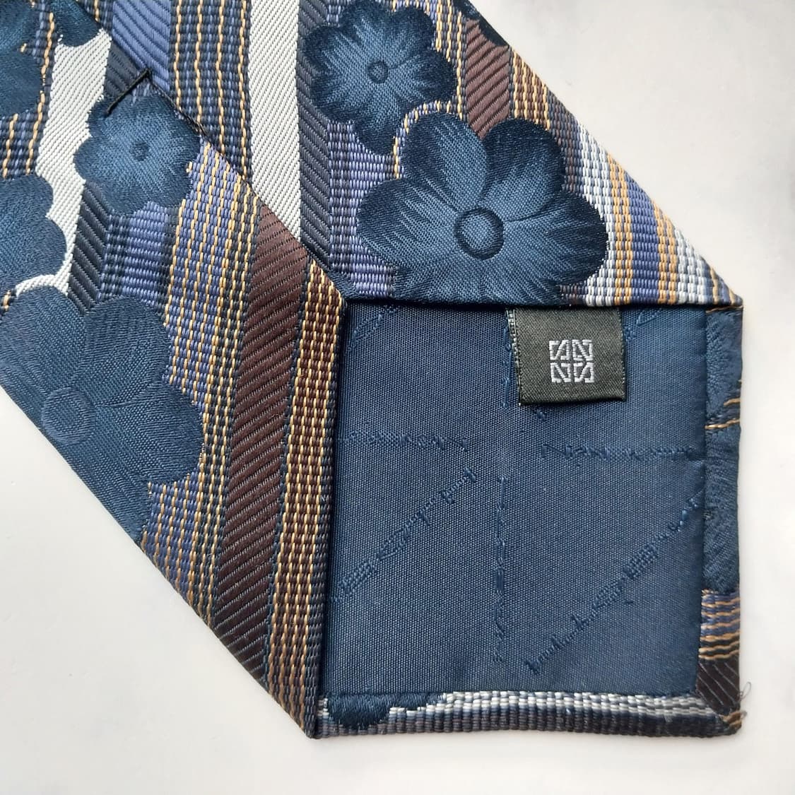 나보뜨 파리 실크 플라워 스트라이프 넥타이 9.6cm 새상품 K1459
 상품이미지10