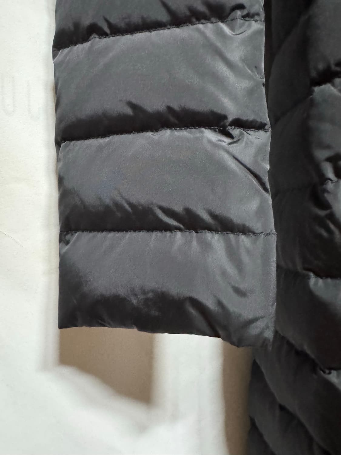 00 몽클레어 아독사 롱패딩 상품이미지4