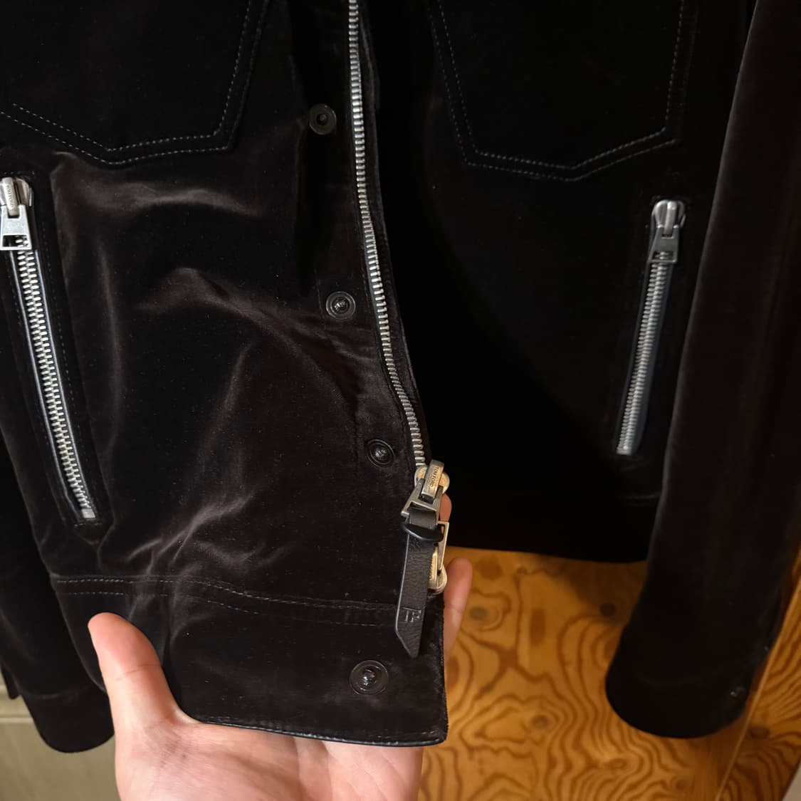 톰포드 23 F/w 라이트벨벳 웨스턴 트러커 자켓 상품이미지6