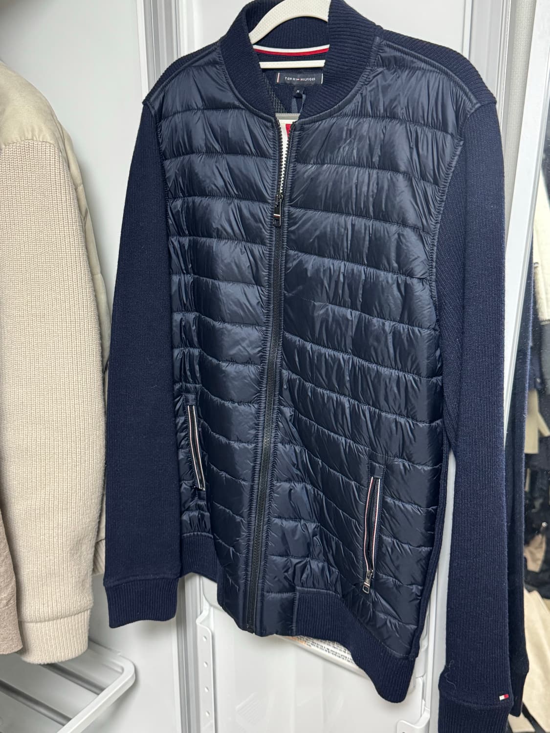 타미힐피거 남성 니트 패딩 자켓 네이비 M (100) 택달린 새상품 ㅡ 상품이미지1
