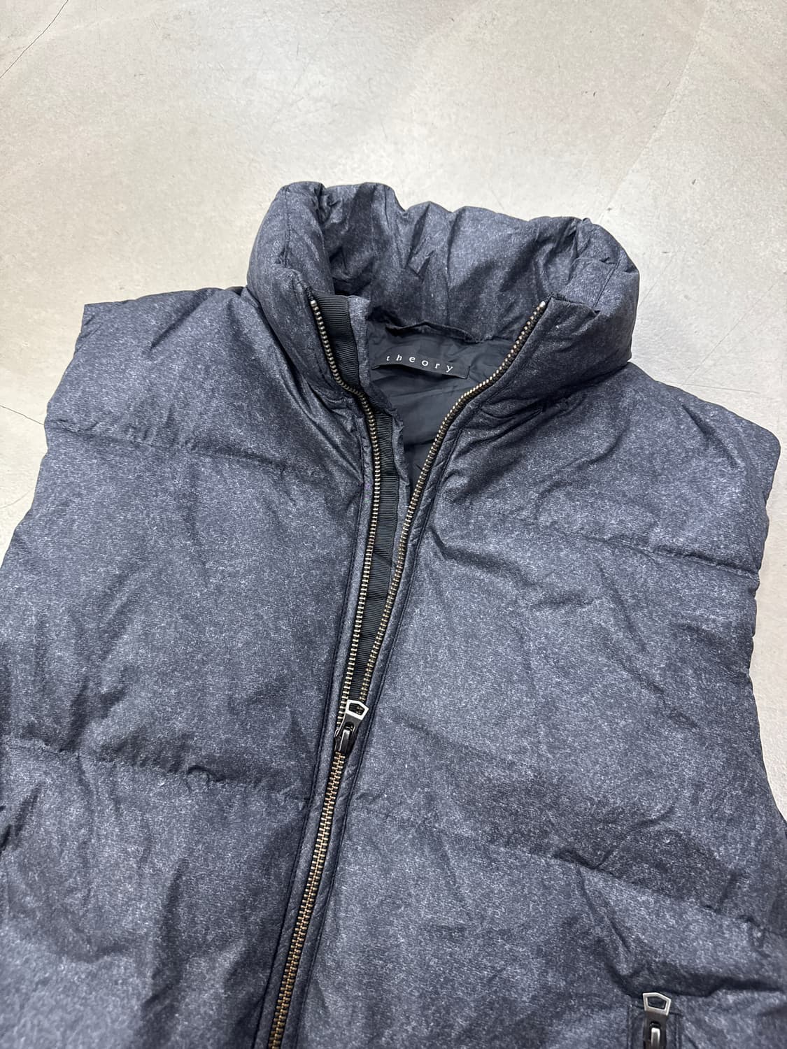 띠어리 패딩 베스트 XS 상품이미지4